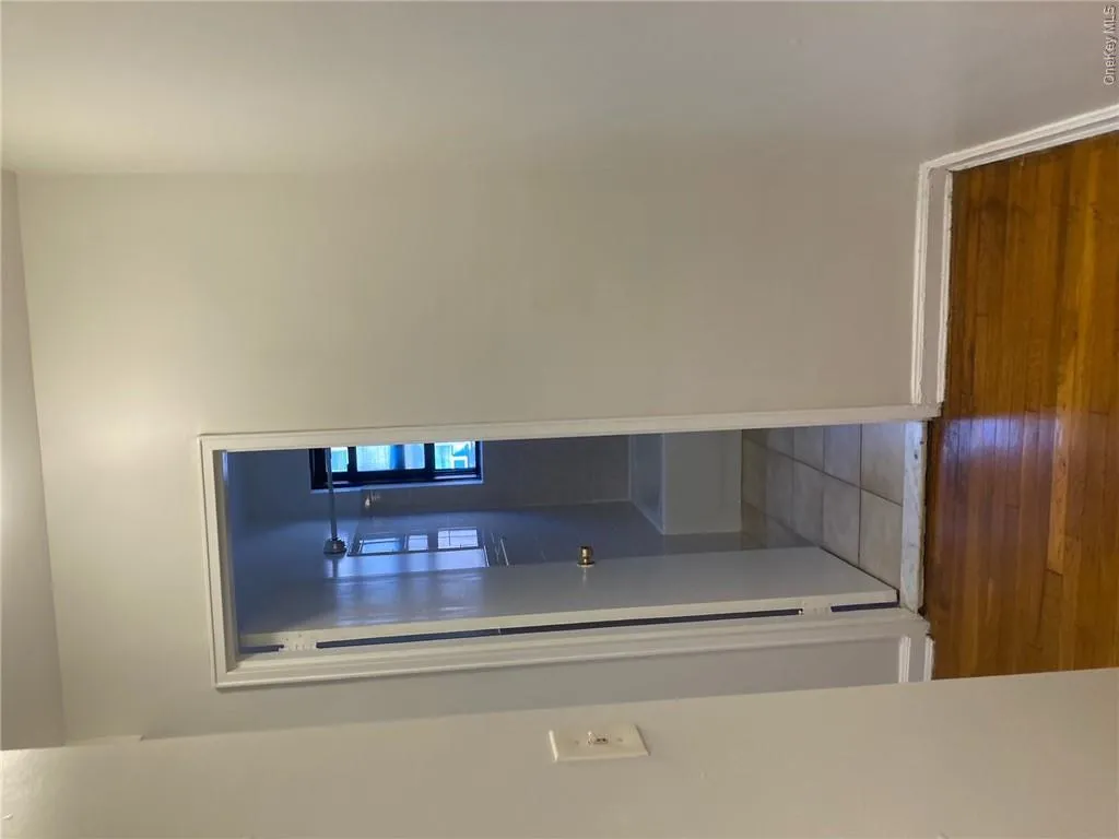 33 William Street, Mount Vernon, NY, 1 Bedroom Bedrooms, 3 Rooms Rooms,1 BathroomBathrooms,Residential Lease,For Rent,William,0,1044206 33 William Street, Mount Vernon, NY, 1 Bedroom Bedrooms, 3 Rooms Rooms,1 BathroomBathrooms,Residential Lease,For Rent,William,0,1044206