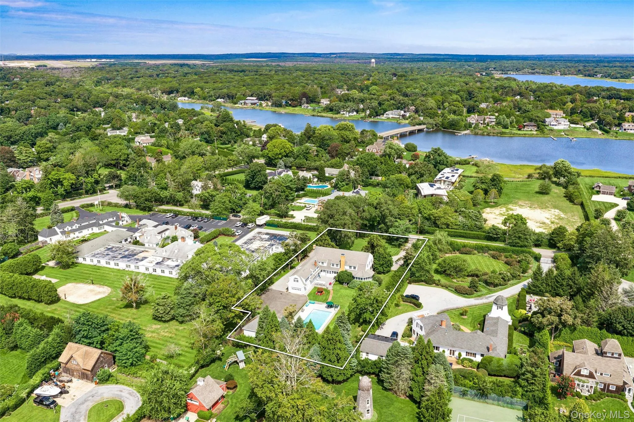 21 Seafield Lane, Southampton, NY, 7 Bedrooms Bedrooms, 16 Rooms Rooms,5 BathroomsBathrooms,Residential,For Rent,Seafield,0,1044207 21 Seafield Lane, Southampton, NY, 7 Bedrooms Bedrooms, 16 Rooms Rooms,5 BathroomsBathrooms,Residential,For Rent,Seafield,0,1044207