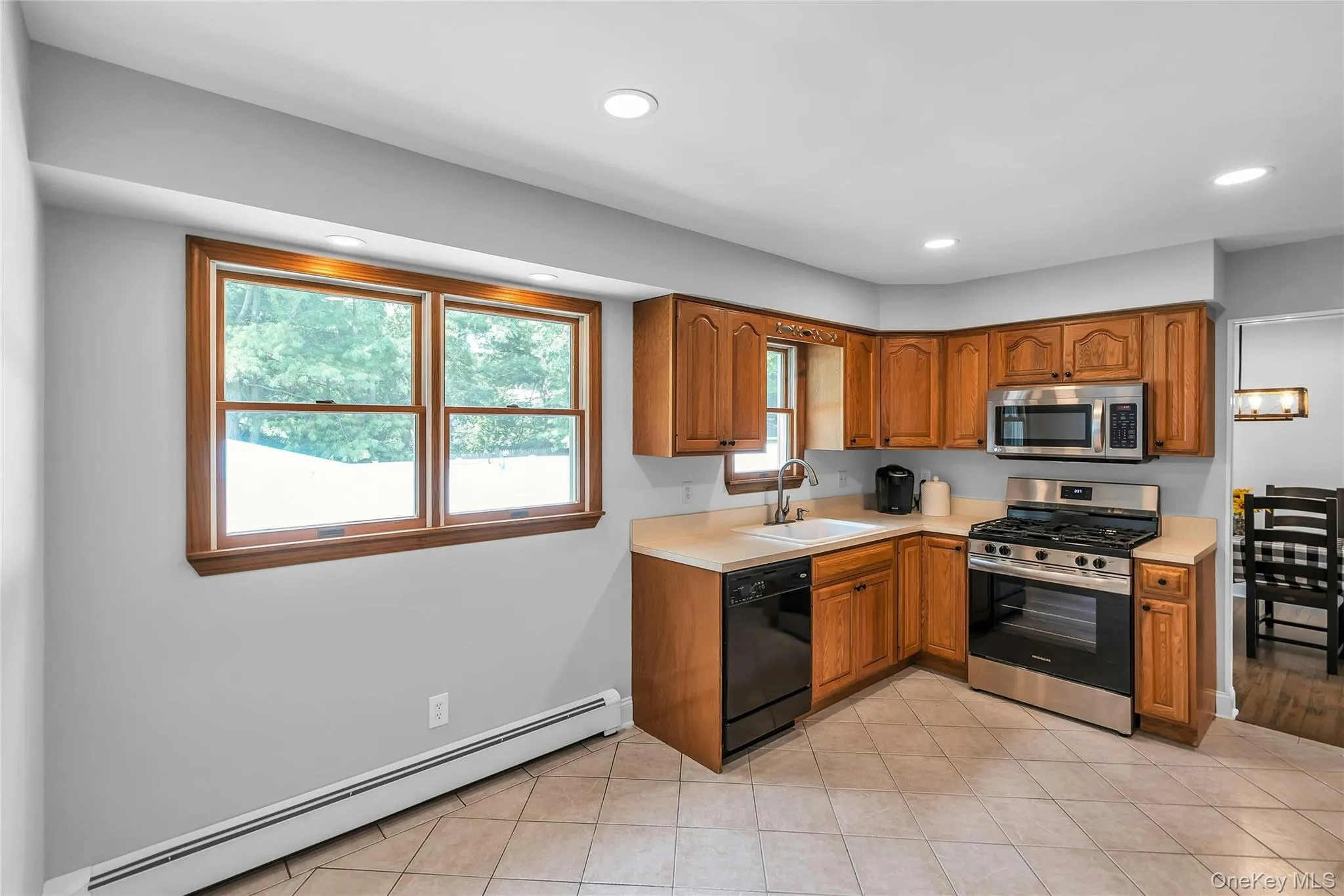 19 Opal Court, Smithtown, NY, 4 Bedrooms Bedrooms, 8 Rooms Rooms,1 BathroomBathrooms,Residential,For Rent,Opal,0,1044212 19 Opal Court, Smithtown, NY, 4 Bedrooms Bedrooms, 8 Rooms Rooms,1 BathroomBathrooms,Residential,For Rent,Opal,0,1044212