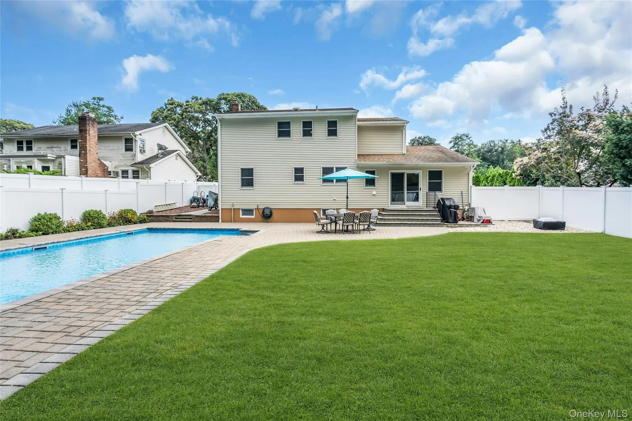 19 Opal Court, Smithtown, NY, 4 Bedrooms Bedrooms, 8 Rooms Rooms,1 BathroomBathrooms,Residential,For Rent,Opal,0,1044212 19 Opal Court, Smithtown, NY, 4 Bedrooms Bedrooms, 8 Rooms Rooms,1 BathroomBathrooms,Residential,For Rent,Opal,0,1044212