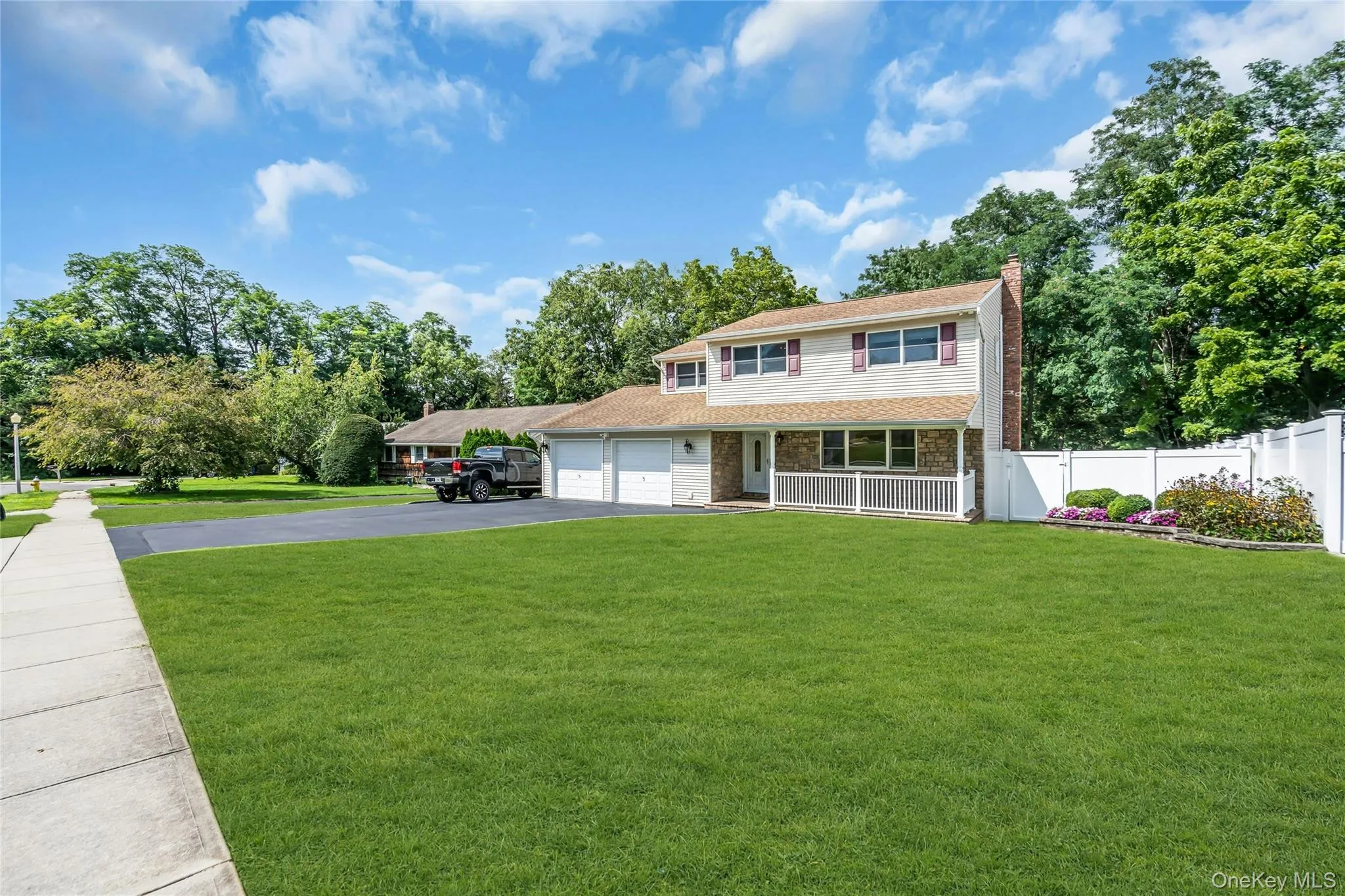 19 Opal Court, Smithtown, NY, 4 Bedrooms Bedrooms, 8 Rooms Rooms,1 BathroomBathrooms,Residential,For Rent,Opal,0,1044212 19 Opal Court, Smithtown, NY, 4 Bedrooms Bedrooms, 8 Rooms Rooms,1 BathroomBathrooms,Residential,For Rent,Opal,0,1044212