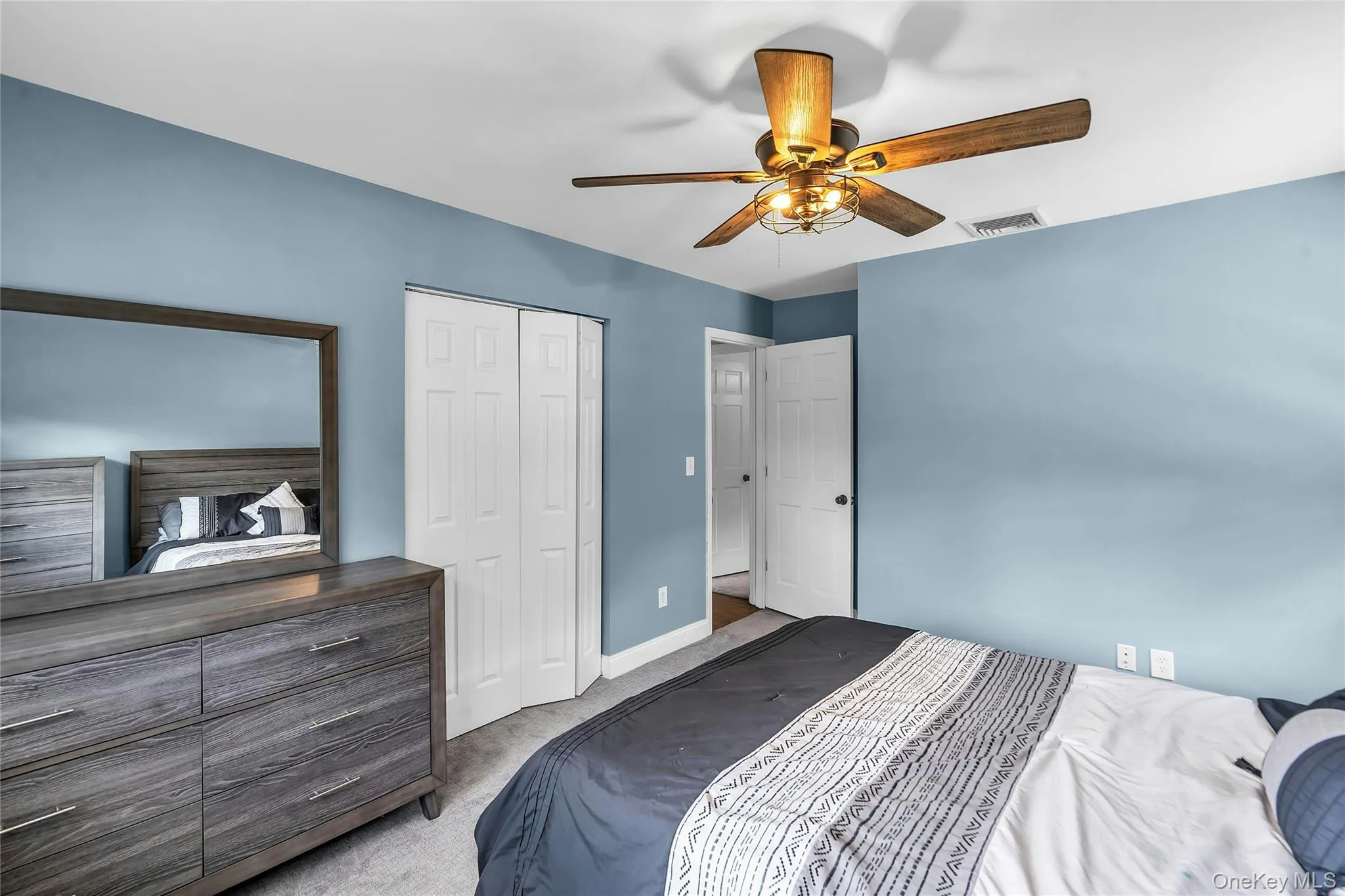 19 Opal Court, Smithtown, NY, 4 Bedrooms Bedrooms, 8 Rooms Rooms,1 BathroomBathrooms,Residential,For Rent,Opal,0,1044212 19 Opal Court, Smithtown, NY, 4 Bedrooms Bedrooms, 8 Rooms Rooms,1 BathroomBathrooms,Residential,For Rent,Opal,0,1044212