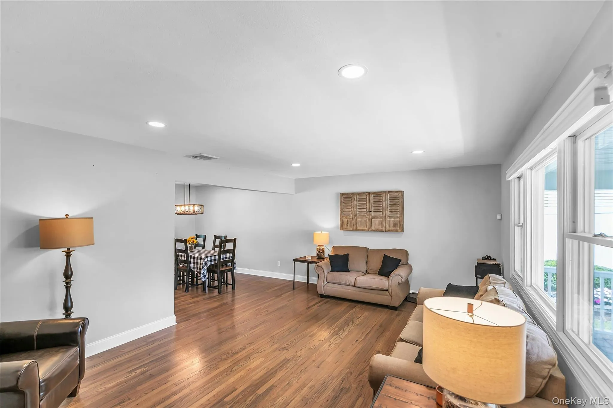 19 Opal Court, Smithtown, NY, 4 Bedrooms Bedrooms, 8 Rooms Rooms,1 BathroomBathrooms,Residential,For Rent,Opal,0,1044212 19 Opal Court, Smithtown, NY, 4 Bedrooms Bedrooms, 8 Rooms Rooms,1 BathroomBathrooms,Residential,For Rent,Opal,0,1044212