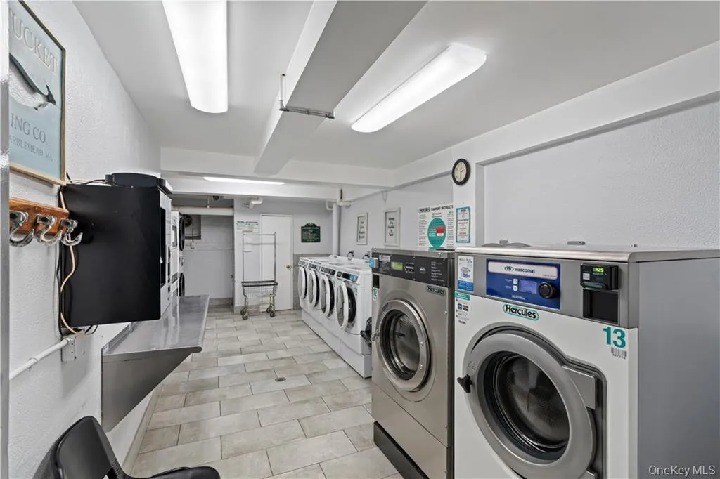 33 William Street, Mount Vernon, NY, 2 Bedrooms Bedrooms, 5 Rooms Rooms,1 BathroomBathrooms,Residential Lease,For Rent,William,0,1044213 33 William Street, Mount Vernon, NY, 2 Bedrooms Bedrooms, 5 Rooms Rooms,1 BathroomBathrooms,Residential Lease,For Rent,William,0,1044213