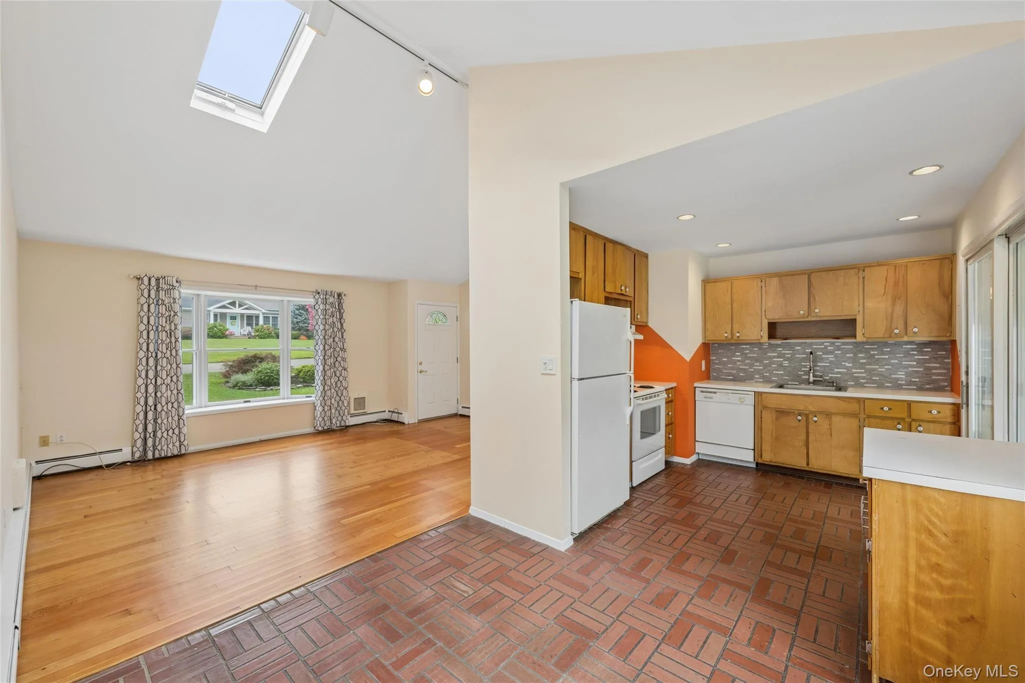 59 Homewood Drive, Southampton, NY, 3 Bedroom Bedrooms, 6 Room Rooms,2 BathroomBathrooms,Residential Lease,For Rent,Homewood,0,1044215 59 Homewood Drive, Southampton, NY, 3 Bedroom Bedrooms, 6 Room Rooms,2 BathroomBathrooms,Residential Lease,For Rent,Homewood,0,1044215