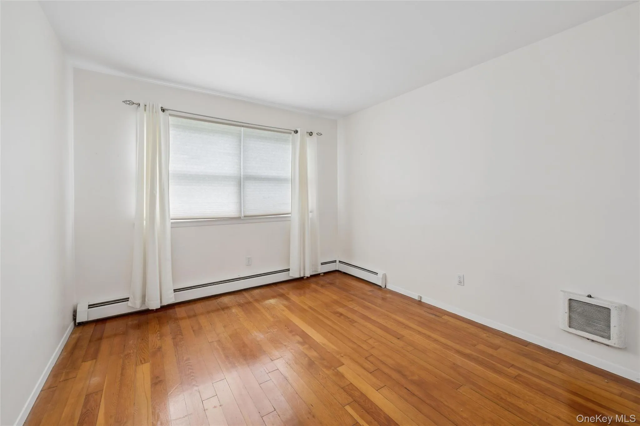 59 Homewood Drive, Southampton, NY, 3 Bedroom Bedrooms, 6 Room Rooms,2 BathroomBathrooms,Residential Lease,For Rent,Homewood,0,1044215 59 Homewood Drive, Southampton, NY, 3 Bedroom Bedrooms, 6 Room Rooms,2 BathroomBathrooms,Residential Lease,For Rent,Homewood,0,1044215
