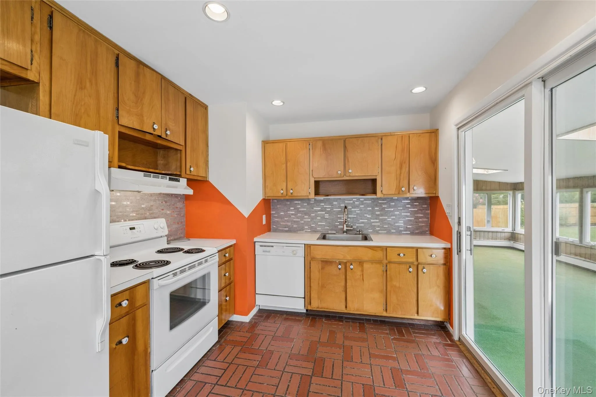 59 Homewood Drive, Southampton, NY, 3 Bedroom Bedrooms, 6 Room Rooms,2 BathroomBathrooms,Residential Lease,For Rent,Homewood,0,1044215 59 Homewood Drive, Southampton, NY, 3 Bedroom Bedrooms, 6 Room Rooms,2 BathroomBathrooms,Residential Lease,For Rent,Homewood,0,1044215