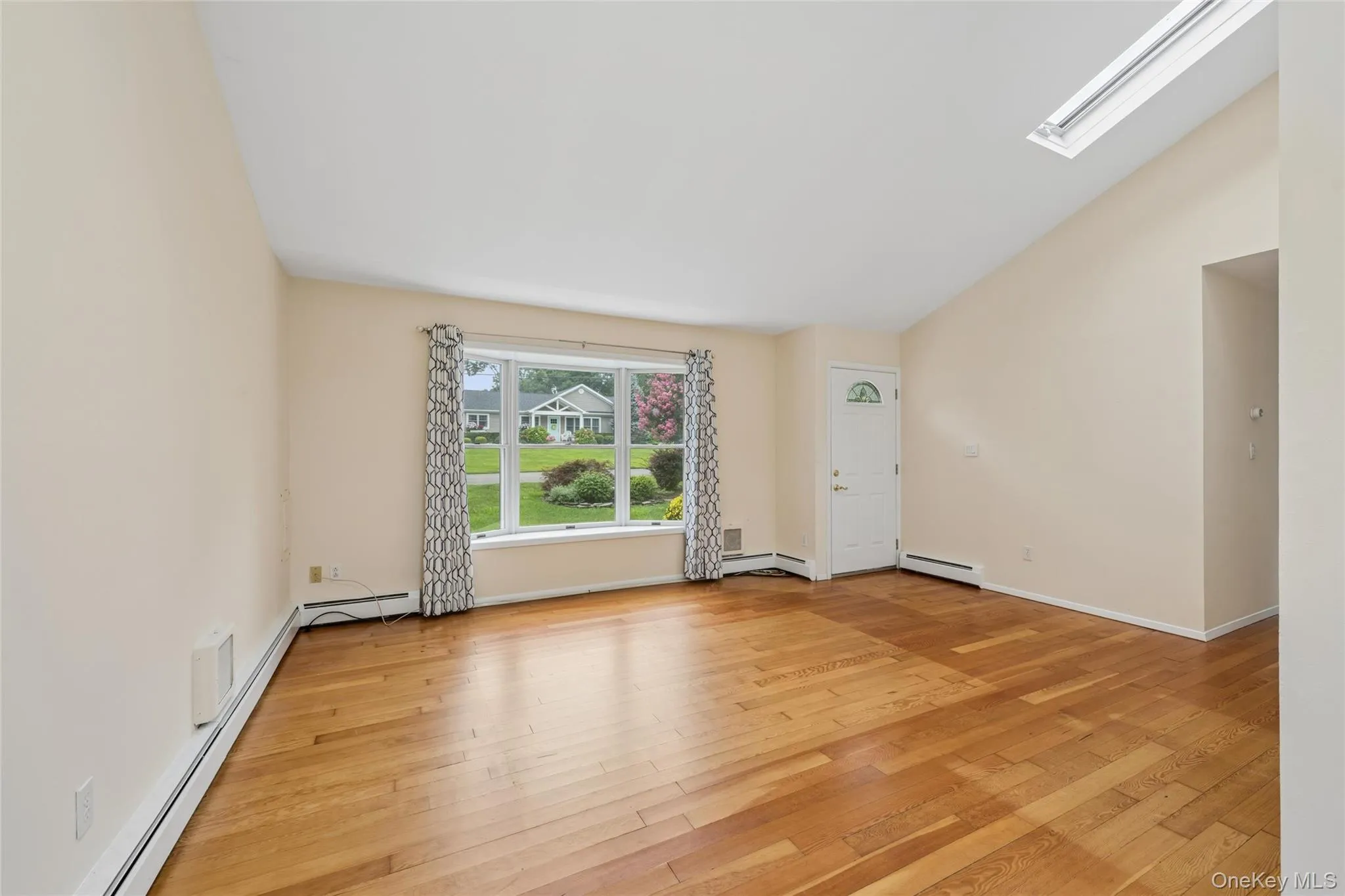 59 Homewood Drive, Southampton, NY, 3 Bedroom Bedrooms, 6 Room Rooms,2 BathroomBathrooms,Residential Lease,For Rent,Homewood,0,1044215 59 Homewood Drive, Southampton, NY, 3 Bedroom Bedrooms, 6 Room Rooms,2 BathroomBathrooms,Residential Lease,For Rent,Homewood,0,1044215