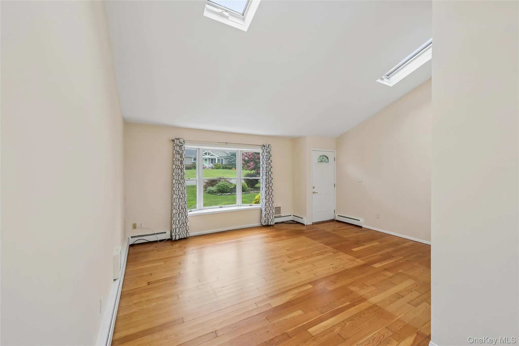 59 Homewood Drive, Southampton, NY, 3 Bedroom Bedrooms, 6 Room Rooms,2 BathroomBathrooms,Residential Lease,For Rent,Homewood,0,1044215 59 Homewood Drive, Southampton, NY, 3 Bedroom Bedrooms, 6 Room Rooms,2 BathroomBathrooms,Residential Lease,For Rent,Homewood,0,1044215