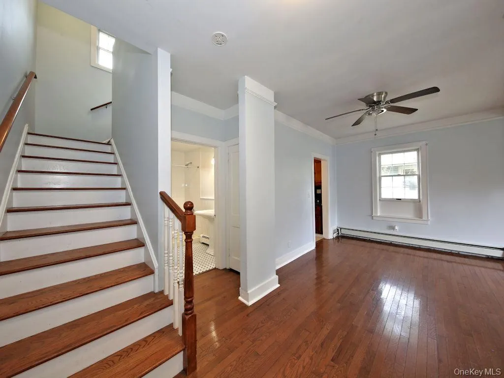 14 Weeks Place, New Rochelle, NY, 3 Bedroom Bedrooms, 6 Room Rooms,2 BathroomBathrooms,Residential Lease,For Rent,Weeks,0,1044217 14 Weeks Place, New Rochelle, NY, 3 Bedroom Bedrooms, 6 Room Rooms,2 BathroomBathrooms,Residential Lease,For Rent,Weeks,0,1044217