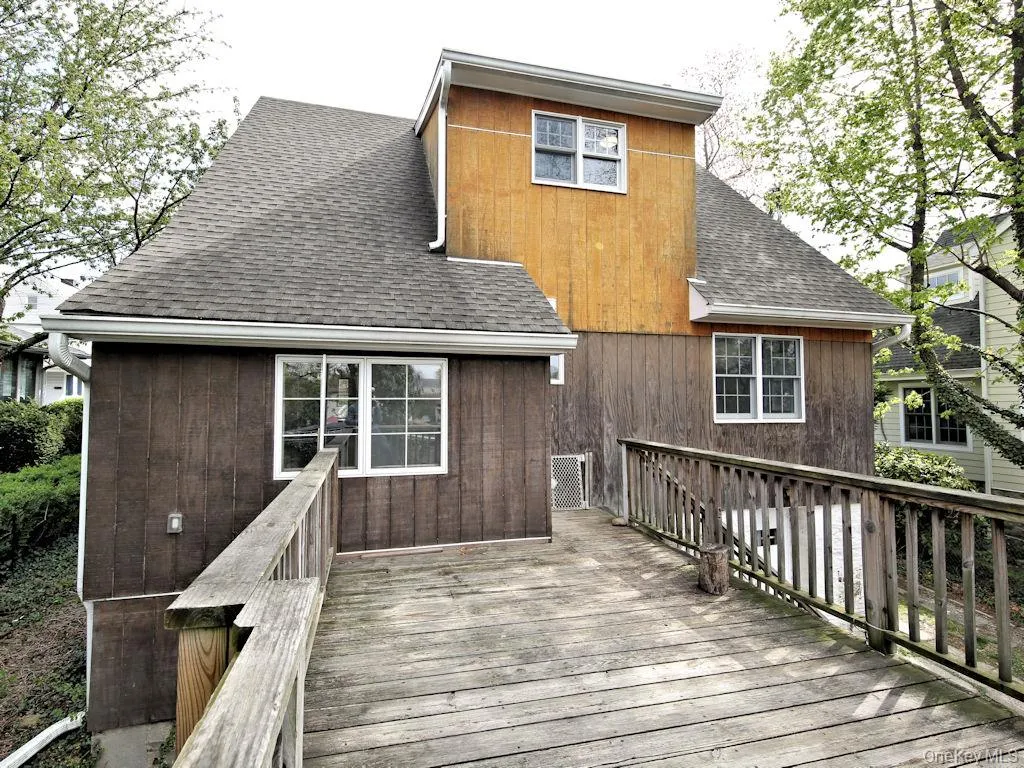 14 Weeks Place, New Rochelle, NY, 3 Bedroom Bedrooms, 6 Room Rooms,2 BathroomBathrooms,Residential Lease,For Rent,Weeks,0,1044217 14 Weeks Place, New Rochelle, NY, 3 Bedroom Bedrooms, 6 Room Rooms,2 BathroomBathrooms,Residential Lease,For Rent,Weeks,0,1044217