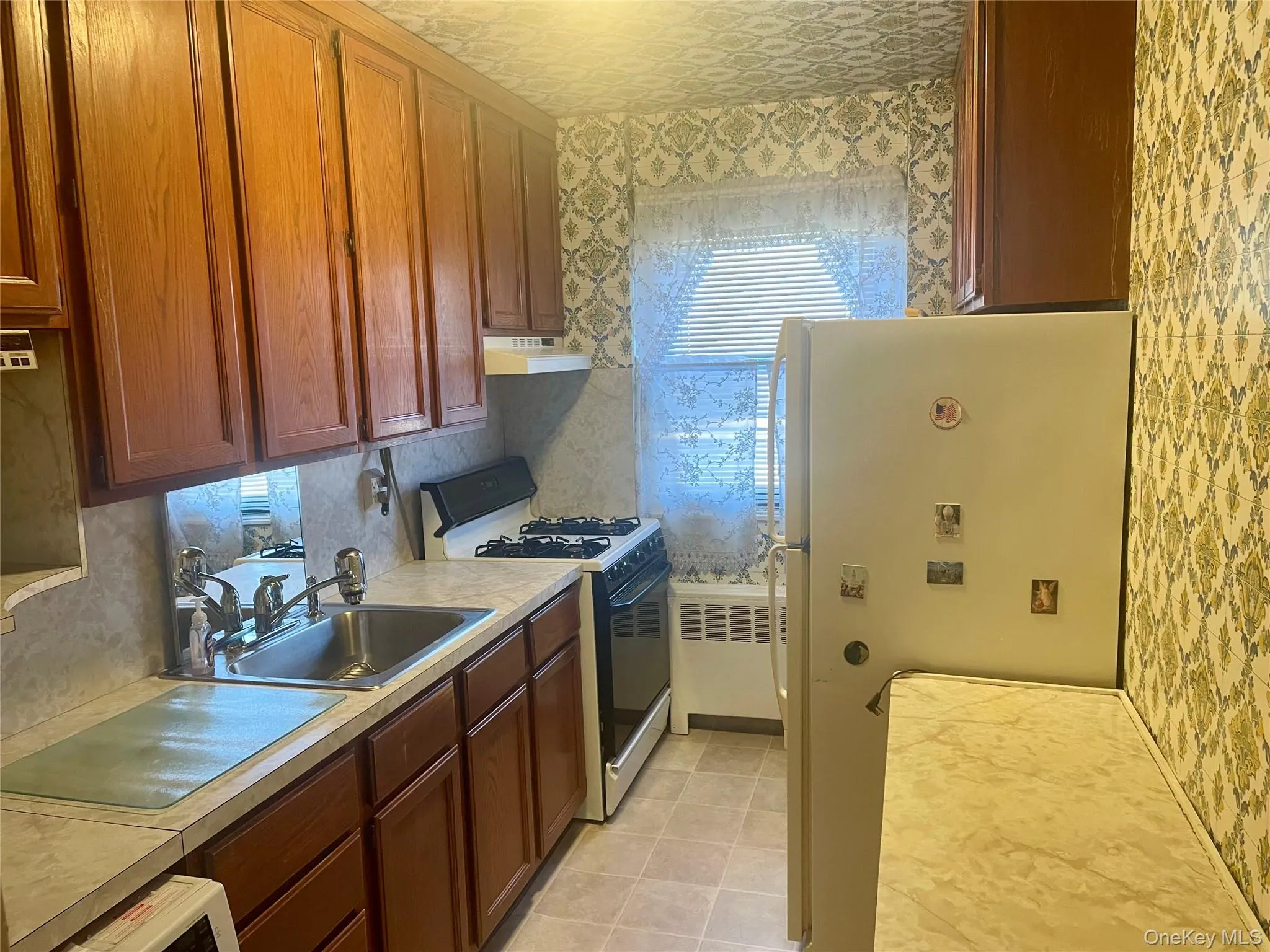 90-25 Shore Parkway, New York, NY, 2 Bedrooms Bedrooms, 5 Rooms Rooms,1 BathroomBathrooms,Residential,For Rent,Shore,0,1044218 90-25 Shore Parkway, New York, NY, 2 Bedrooms Bedrooms, 5 Rooms Rooms,1 BathroomBathrooms,Residential,For Rent,Shore,0,1044218