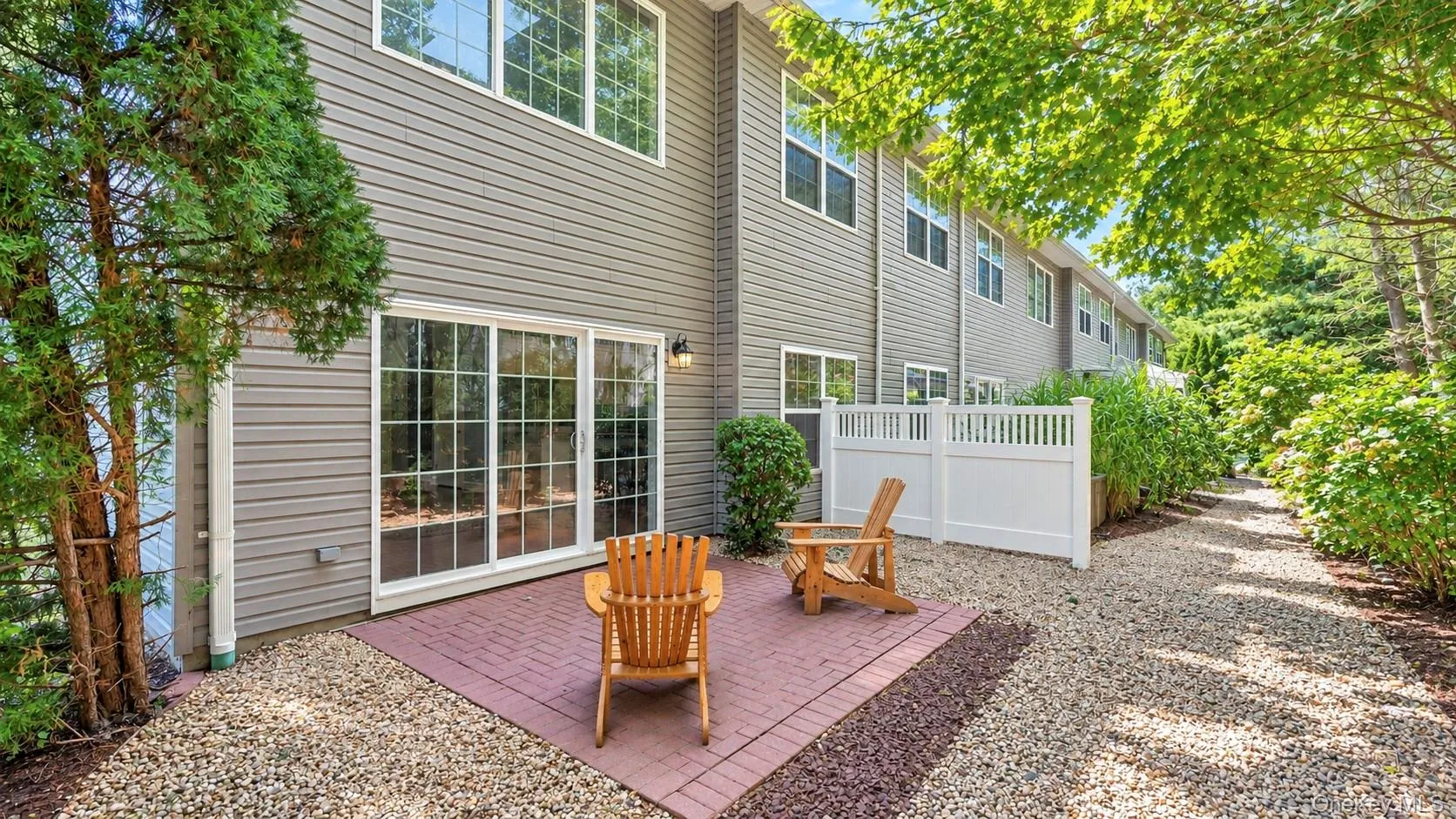 327 Medea Way, Islip, NY, 4 Bedrooms Bedrooms, 7 Rooms Rooms,3 BathroomsBathrooms,Residential,For Rent,Medea,0,1044221 327 Medea Way, Islip, NY, 4 Bedrooms Bedrooms, 7 Rooms Rooms,3 BathroomsBathrooms,Residential,For Rent,Medea,0,1044221
