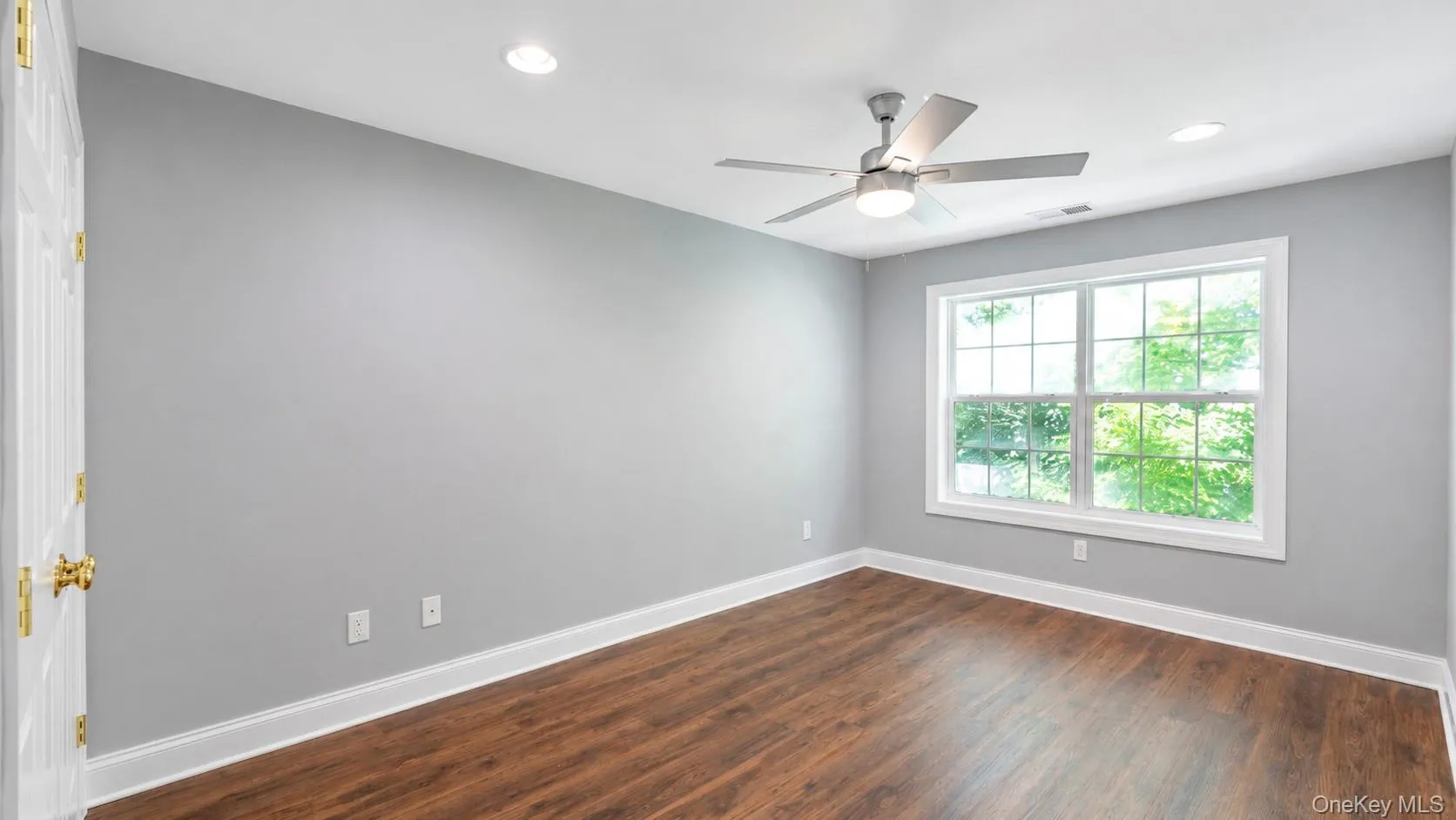 327 Medea Way, Islip, NY, 4 Bedrooms Bedrooms, 7 Rooms Rooms,3 BathroomsBathrooms,Residential,For Rent,Medea,0,1044221 327 Medea Way, Islip, NY, 4 Bedrooms Bedrooms, 7 Rooms Rooms,3 BathroomsBathrooms,Residential,For Rent,Medea,0,1044221