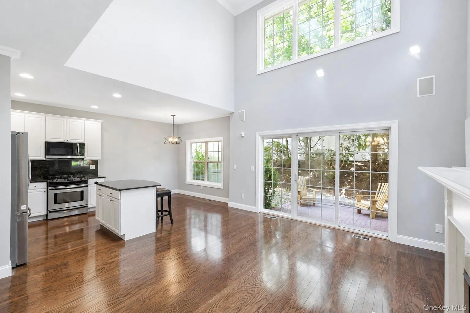 327 Medea Way, Islip, NY, 4 Bedrooms Bedrooms, 7 Rooms Rooms,3 BathroomsBathrooms,Residential,For Rent,Medea,0,1044221 327 Medea Way, Islip, NY, 4 Bedrooms Bedrooms, 7 Rooms Rooms,3 BathroomsBathrooms,Residential,For Rent,Medea,0,1044221