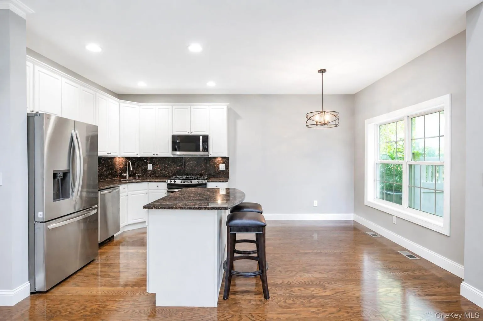 327 Medea Way, Islip, NY, 4 Bedrooms Bedrooms, 7 Rooms Rooms,3 BathroomsBathrooms,Residential,For Rent,Medea,0,1044221 327 Medea Way, Islip, NY, 4 Bedrooms Bedrooms, 7 Rooms Rooms,3 BathroomsBathrooms,Residential,For Rent,Medea,0,1044221