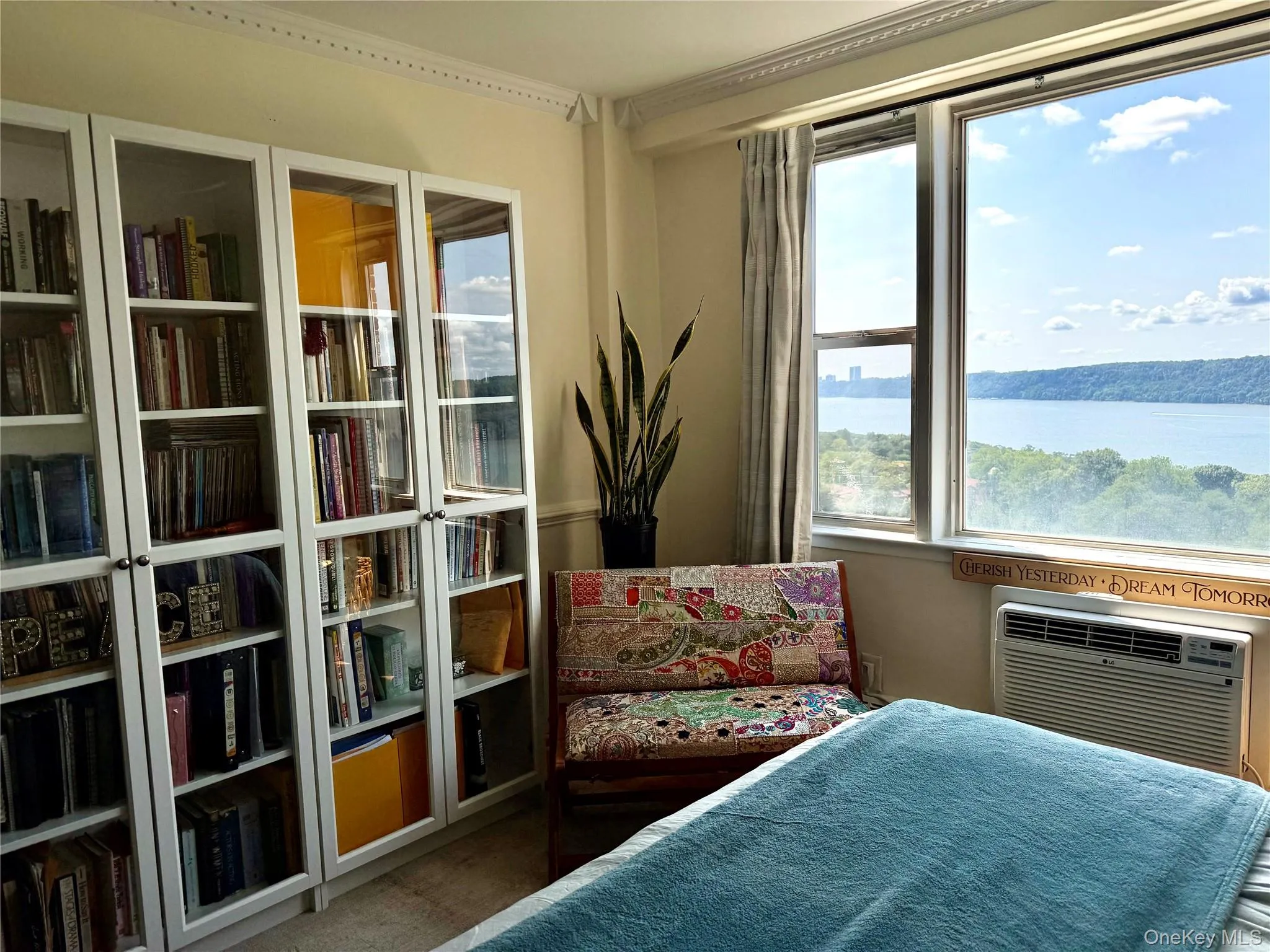 5800 Arlington Avenue, New York, NY, 2 Rooms Rooms,1 BathroomBathrooms,Residential,For Rent,Arlington,0,1044222 5800 Arlington Avenue, New York, NY, 2 Rooms Rooms,1 BathroomBathrooms,Residential,For Rent,Arlington,0,1044222