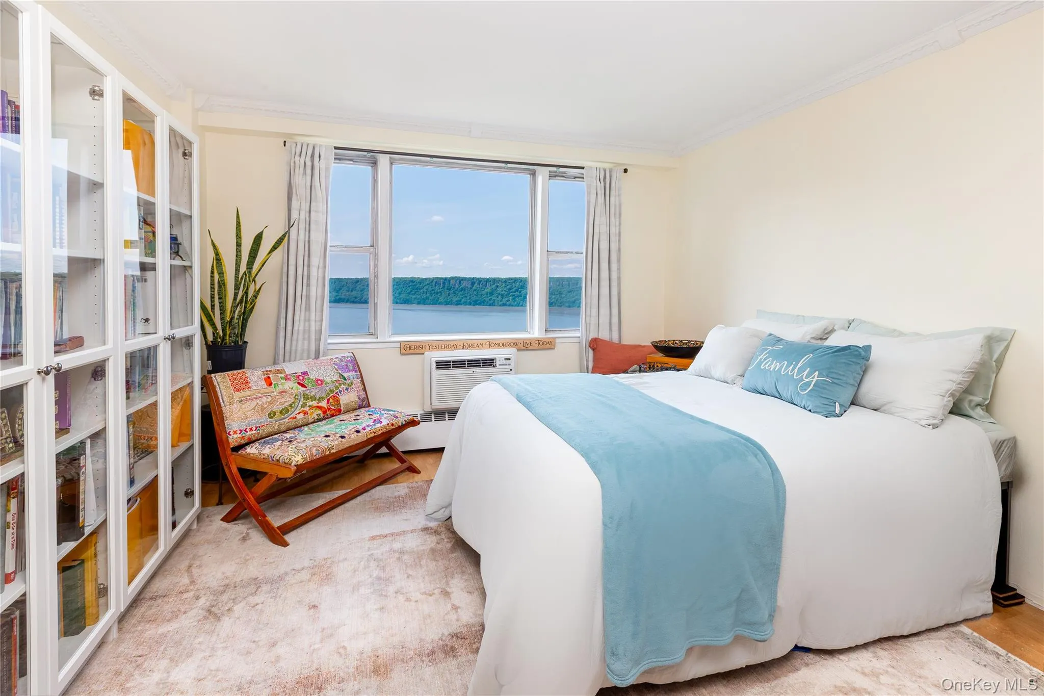 5800 Arlington Avenue, New York, NY, 2 Rooms Rooms,1 BathroomBathrooms,Residential,For Rent,Arlington,0,1044222 5800 Arlington Avenue, New York, NY, 2 Rooms Rooms,1 BathroomBathrooms,Residential,For Rent,Arlington,0,1044222