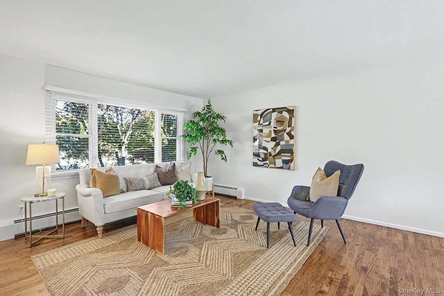 246 Valley Road, Clarkstown, NY, 4 Bedrooms Bedrooms, 9 Rooms Rooms,1 BathroomBathrooms,Residential,For Rent,Valley,0,1044225 246 Valley Road, Clarkstown, NY, 4 Bedrooms Bedrooms, 9 Rooms Rooms,1 BathroomBathrooms,Residential,For Rent,Valley,0,1044225