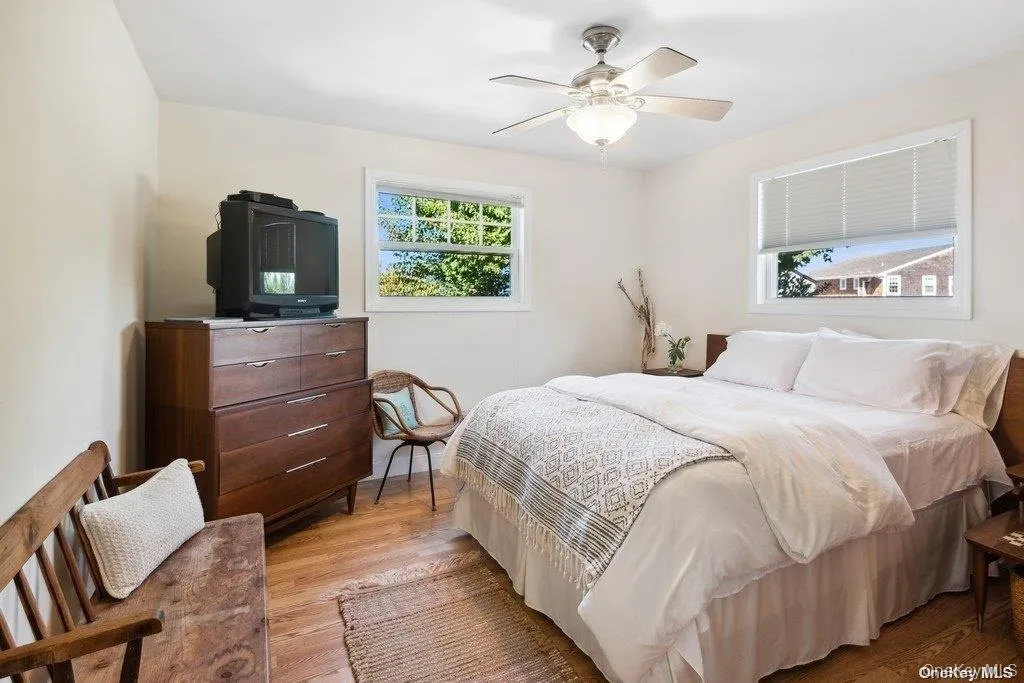46 Captain Kidds Path, East Hampton, NY, 3 Bedrooms Bedrooms, 6 Rooms Rooms,1 BathroomBathrooms,Residential Lease,For Rent,Captain Kidds,0,1044226 46 Captain Kidds Path, East Hampton, NY, 3 Bedrooms Bedrooms, 6 Rooms Rooms,1 BathroomBathrooms,Residential Lease,For Rent,Captain Kidds,0,1044226