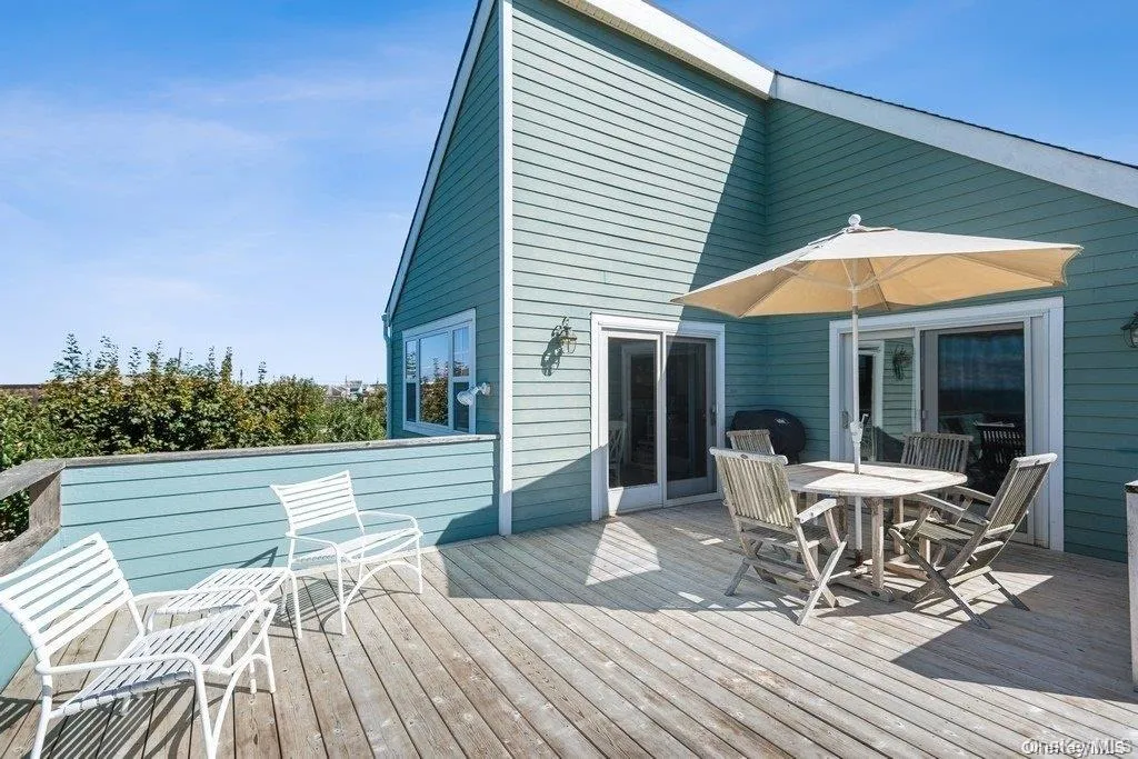 46 Captain Kidds Path, East Hampton, NY, 3 Bedrooms Bedrooms, 6 Rooms Rooms,1 BathroomBathrooms,Residential Lease,For Rent,Captain Kidds,0,1044226 46 Captain Kidds Path, East Hampton, NY, 3 Bedrooms Bedrooms, 6 Rooms Rooms,1 BathroomBathrooms,Residential Lease,For Rent,Captain Kidds,0,1044226