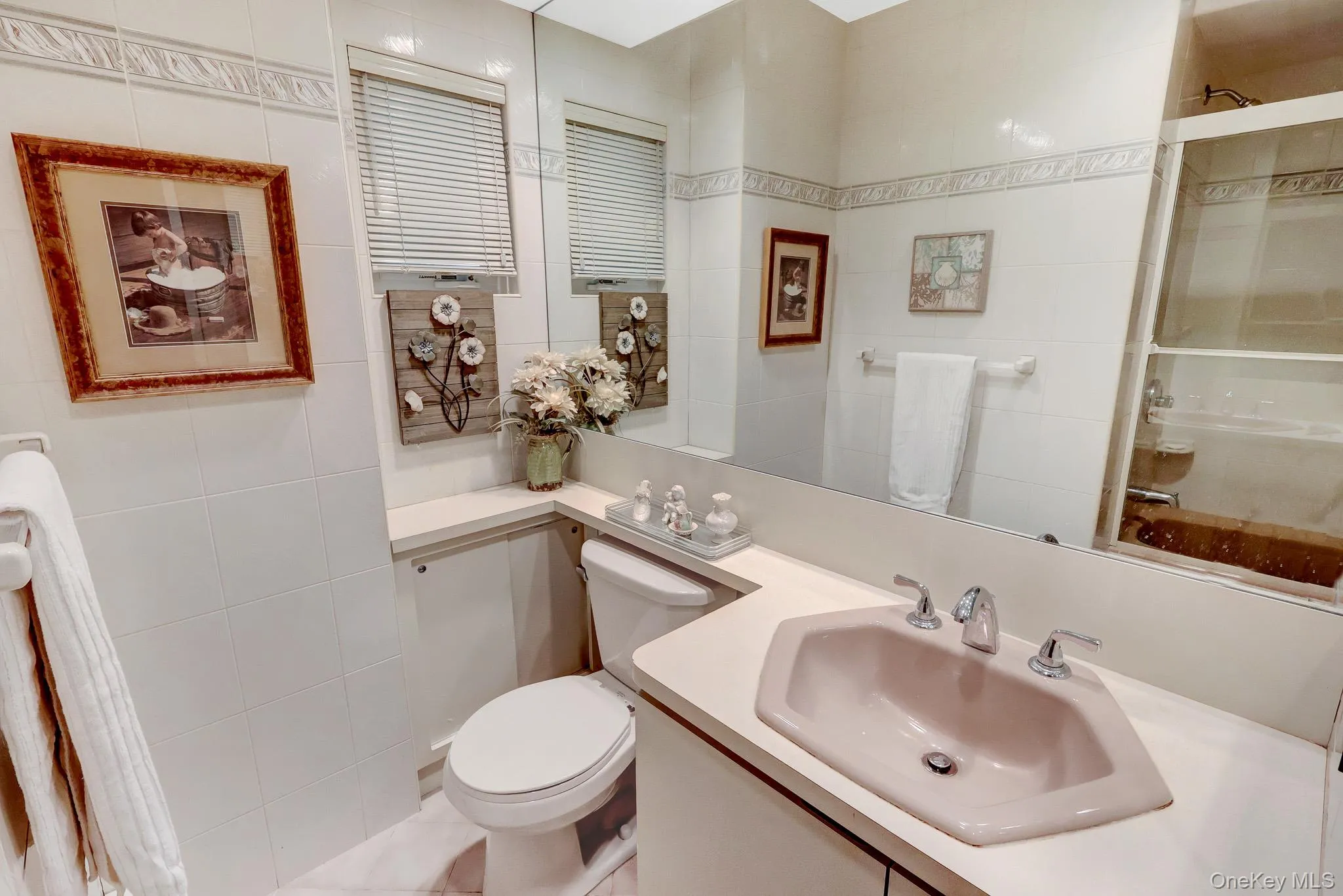 85 Joseph Street, North Hempstead, NY, 3 Bedrooms Bedrooms, 8 Rooms Rooms,2 BathroomsBathrooms,Residential,For Rent,Joseph,0,1044227 85 Joseph Street, North Hempstead, NY, 3 Bedrooms Bedrooms, 8 Rooms Rooms,2 BathroomsBathrooms,Residential,For Rent,Joseph,0,1044227