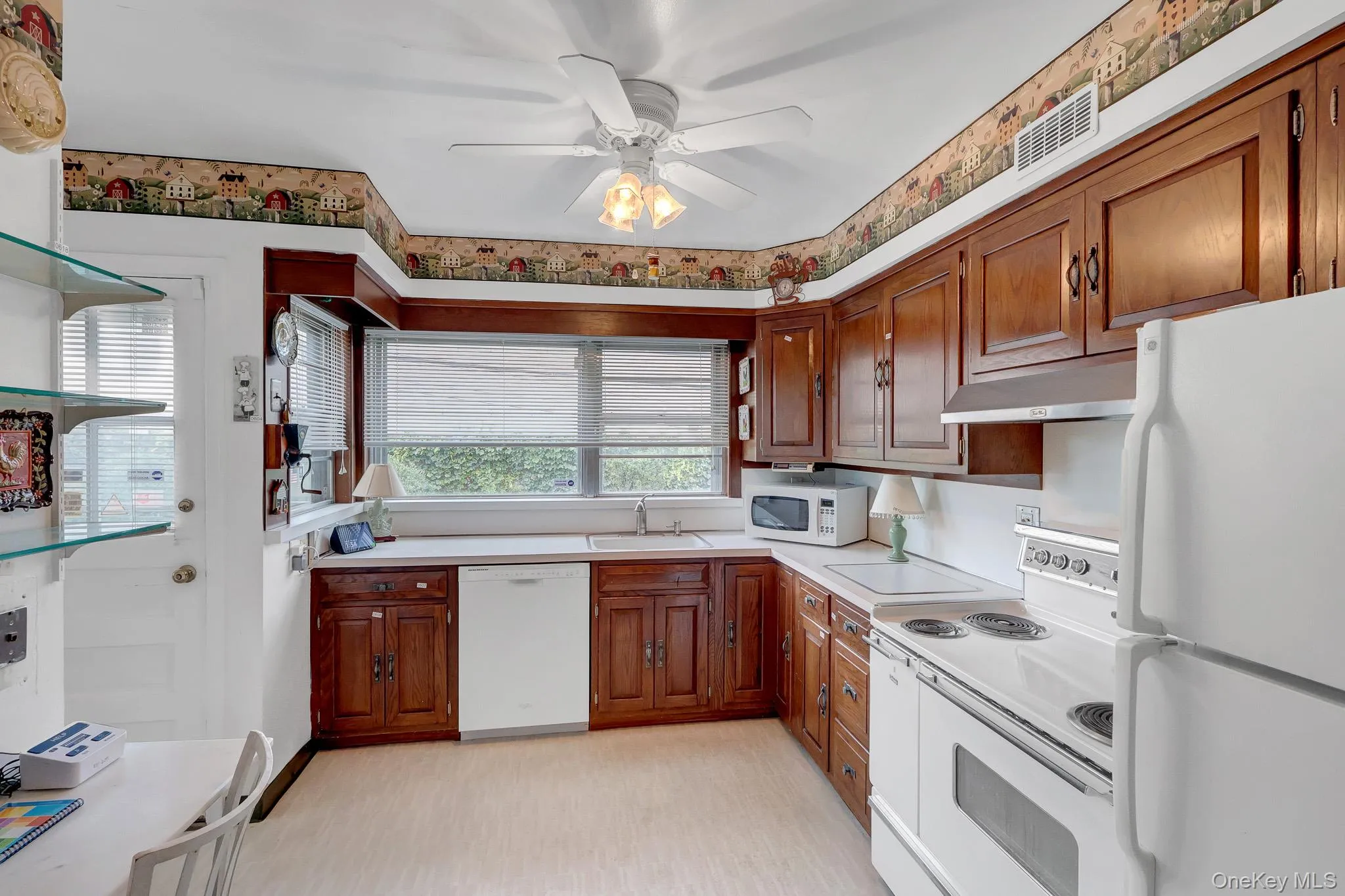 85 Joseph Street, North Hempstead, NY, 3 Bedrooms Bedrooms, 8 Rooms Rooms,2 BathroomsBathrooms,Residential,For Rent,Joseph,0,1044227 85 Joseph Street, North Hempstead, NY, 3 Bedrooms Bedrooms, 8 Rooms Rooms,2 BathroomsBathrooms,Residential,For Rent,Joseph,0,1044227