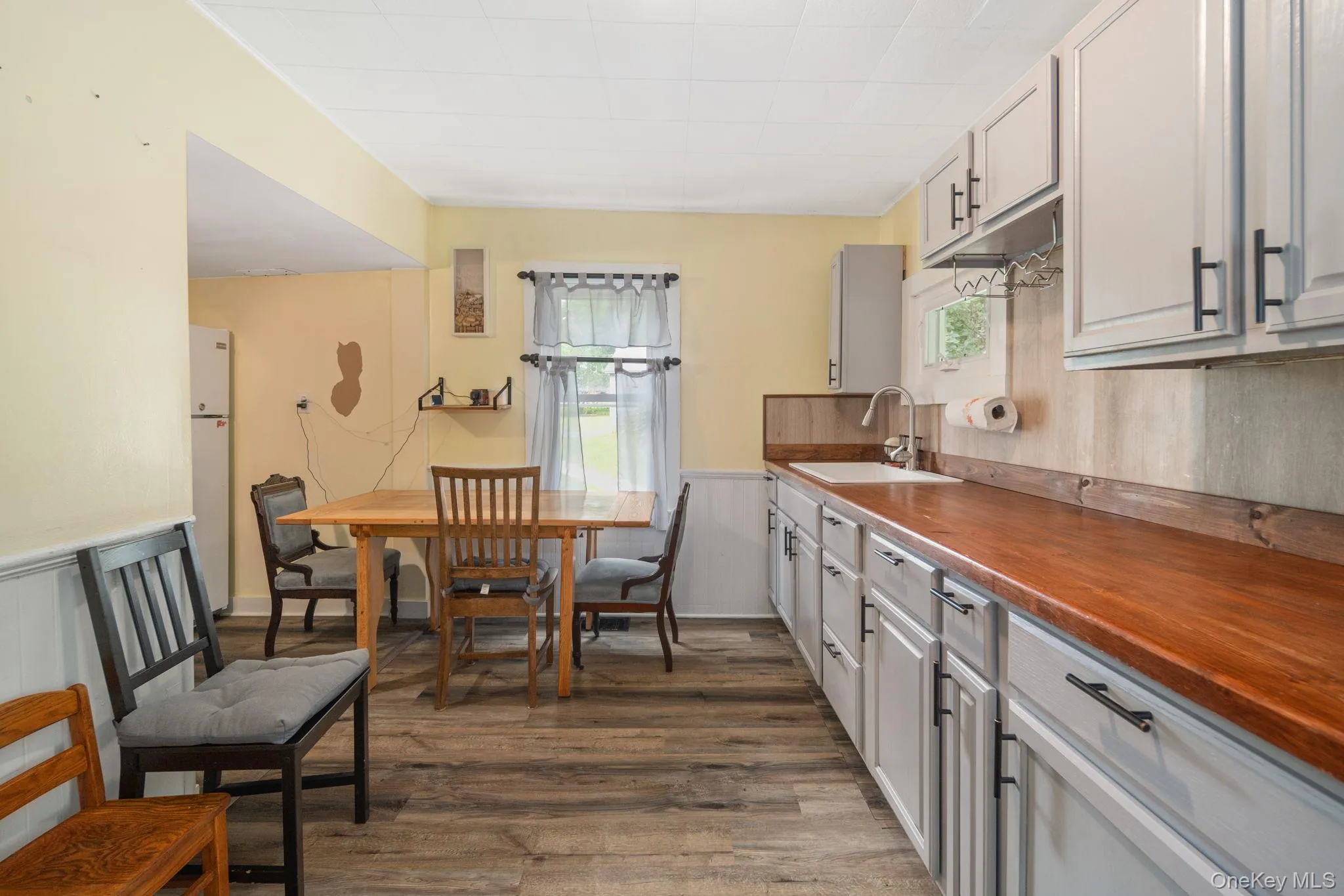 150 Pleasant Valley Rd, Fulton, NY, 2 Bedrooms Bedrooms, 6 Rooms Rooms,2 BathroomsBathrooms,Residential,For Rent,Pleasant Valley Rd,0,1044228 150 Pleasant Valley Rd, Fulton, NY, 2 Bedrooms Bedrooms, 6 Rooms Rooms,2 BathroomsBathrooms,Residential,For Rent,Pleasant Valley Rd,0,1044228