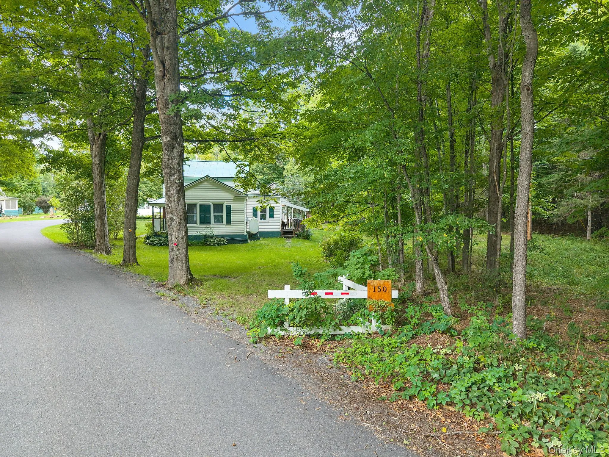 150 Pleasant Valley Rd, Fulton, NY, 2 Bedrooms Bedrooms, 6 Rooms Rooms,2 BathroomsBathrooms,Residential,For Rent,Pleasant Valley Rd,0,1044228 150 Pleasant Valley Rd, Fulton, NY, 2 Bedrooms Bedrooms, 6 Rooms Rooms,2 BathroomsBathrooms,Residential,For Rent,Pleasant Valley Rd,0,1044228