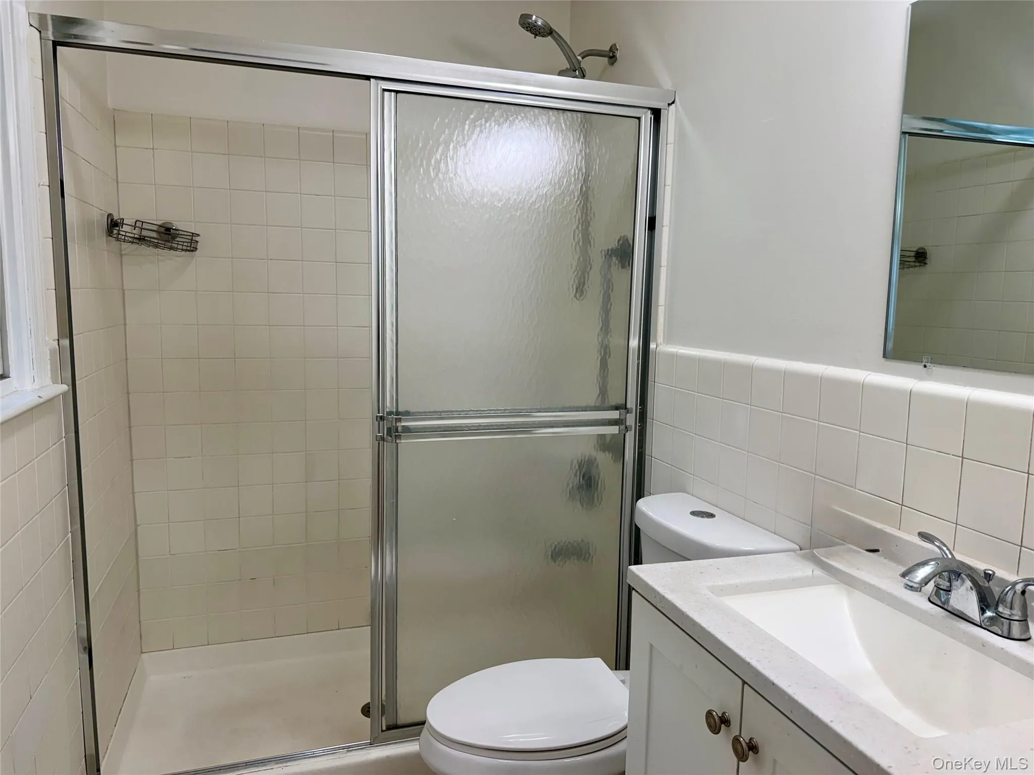 Full Bath Attached To The Primary Bedroom Full Bath Attached To The Primary Bedroom