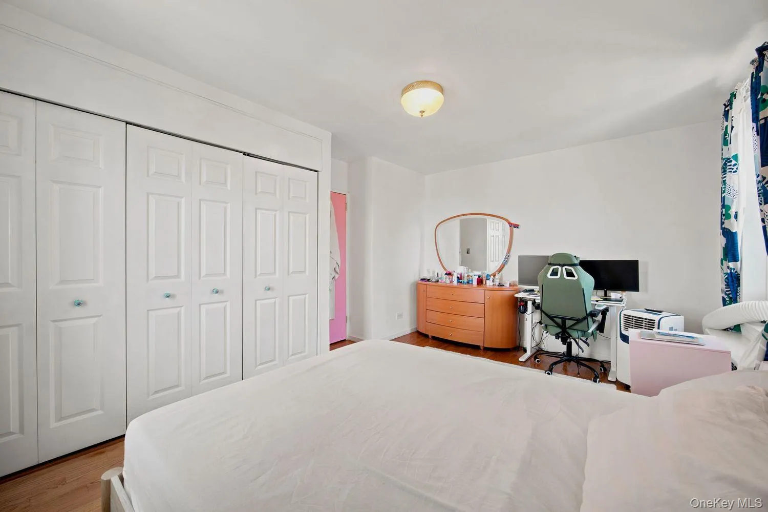 50-22 40th Street, New York, NY, 1 Bedroom Bedrooms, 3 Rooms Rooms,1 BathroomBathrooms,Residential,For Rent,40th,0,1044233 50-22 40th Street, New York, NY, 1 Bedroom Bedrooms, 3 Rooms Rooms,1 BathroomBathrooms,Residential,For Rent,40th,0,1044233