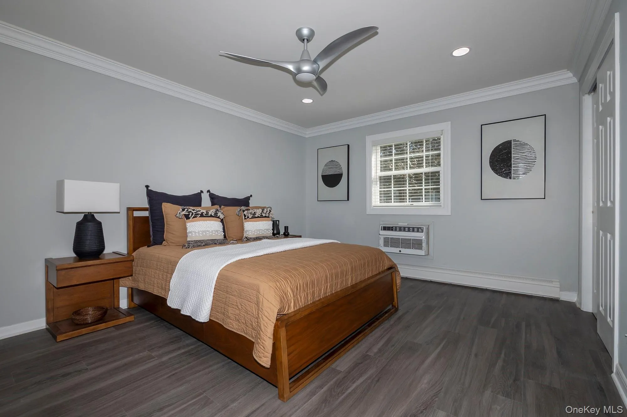 1750 Main Street, Riverhead, NY, 1 Bedroom Bedrooms, 4 Rooms Rooms,1 BathroomBathrooms,Residential Lease,For Rent,Main,0,1044234 1750 Main Street, Riverhead, NY, 1 Bedroom Bedrooms, 4 Rooms Rooms,1 BathroomBathrooms,Residential Lease,For Rent,Main,0,1044234