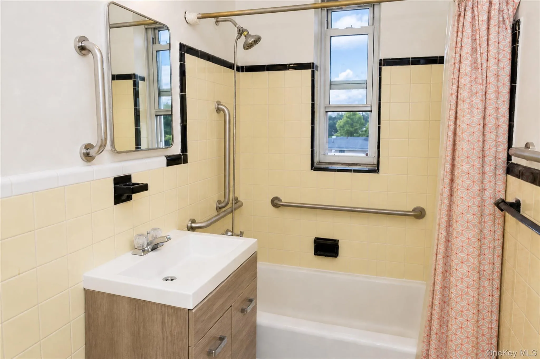 4240 Bowne Street, New York, NY, 1 Bedroom Bedrooms, 3 Rooms Rooms,1 BathroomBathrooms,Residential,For Rent,Bowne,0,1044241 4240 Bowne Street, New York, NY, 1 Bedroom Bedrooms, 3 Rooms Rooms,1 BathroomBathrooms,Residential,For Rent,Bowne,0,1044241