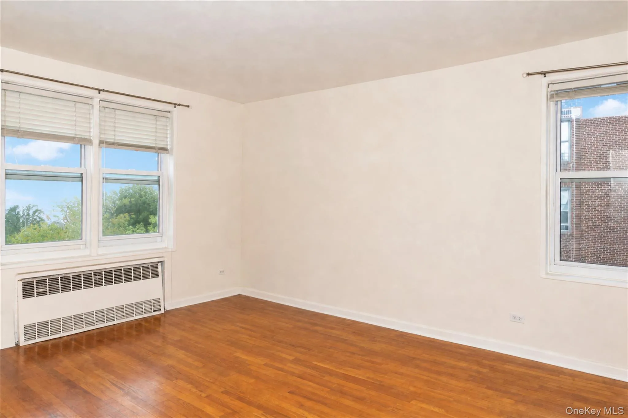 4240 Bowne Street, New York, NY, 1 Bedroom Bedrooms, 3 Rooms Rooms,1 BathroomBathrooms,Residential,For Rent,Bowne,0,1044241 4240 Bowne Street, New York, NY, 1 Bedroom Bedrooms, 3 Rooms Rooms,1 BathroomBathrooms,Residential,For Rent,Bowne,0,1044241