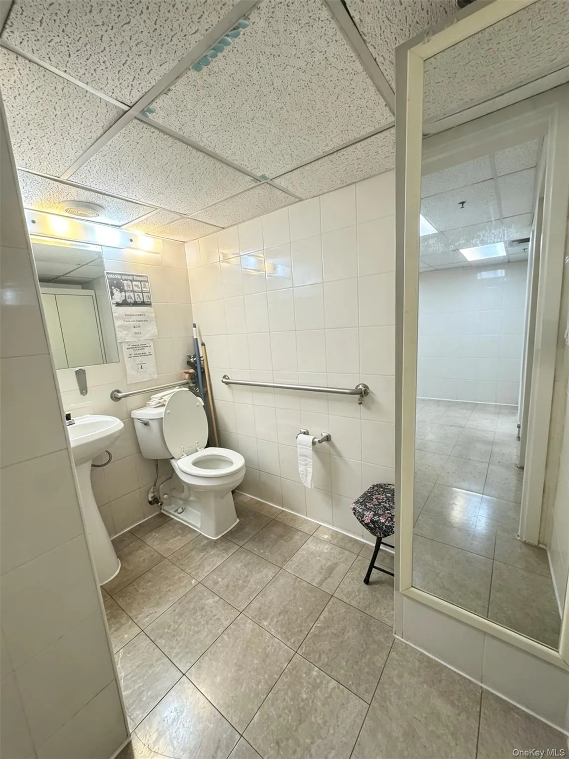 133-47 Sanford Avenue, New York, NY, ,Commercial Lease,For Rent,Sanford,0,1044250 133-47 Sanford Avenue, New York, NY, ,Commercial Lease,For Rent,Sanford,0,1044250