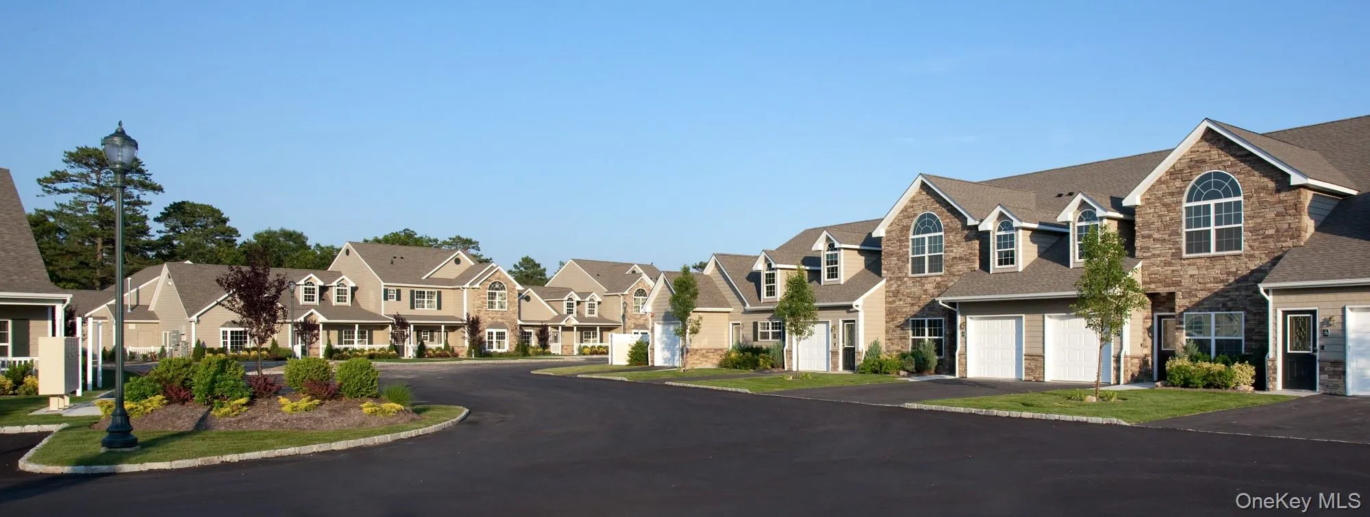 4 Fairfield Lane, Brookhaven, NY, 2 Bedroom Bedrooms, 6 Room Rooms,2 BathroomBathrooms,Residential Lease,For Rent,Fairfield,0,1044251 4 Fairfield Lane, Brookhaven, NY, 2 Bedroom Bedrooms, 6 Room Rooms,2 BathroomBathrooms,Residential Lease,For Rent,Fairfield,0,1044251
