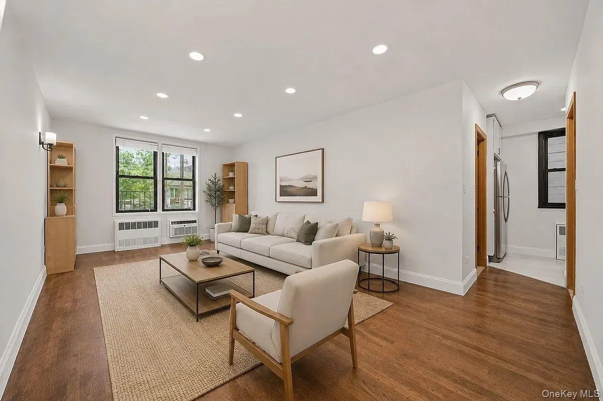 50-21 39th Place, New York, NY, 1 Bedroom Bedrooms, 3 Rooms Rooms,1 BathroomBathrooms,Residential,For Rent,39th,0,1044256 50-21 39th Place, New York, NY, 1 Bedroom Bedrooms, 3 Rooms Rooms,1 BathroomBathrooms,Residential,For Rent,39th,0,1044256