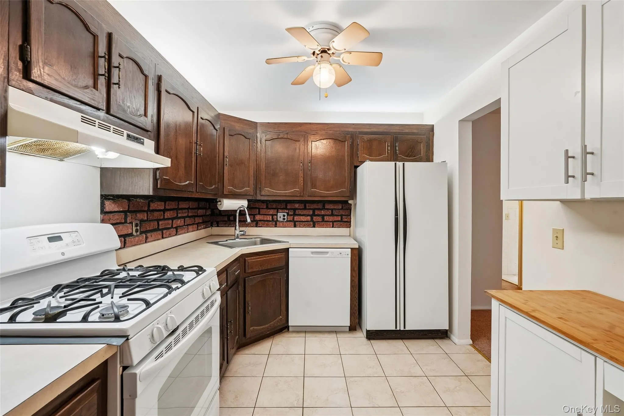 192 Doxbury Lane, Ramapo, NY, 2 Bedrooms Bedrooms, 5 Rooms Rooms,2 BathroomsBathrooms,Residential,For Rent,Doxbury,0,1044261 192 Doxbury Lane, Ramapo, NY, 2 Bedrooms Bedrooms, 5 Rooms Rooms,2 BathroomsBathrooms,Residential,For Rent,Doxbury,0,1044261