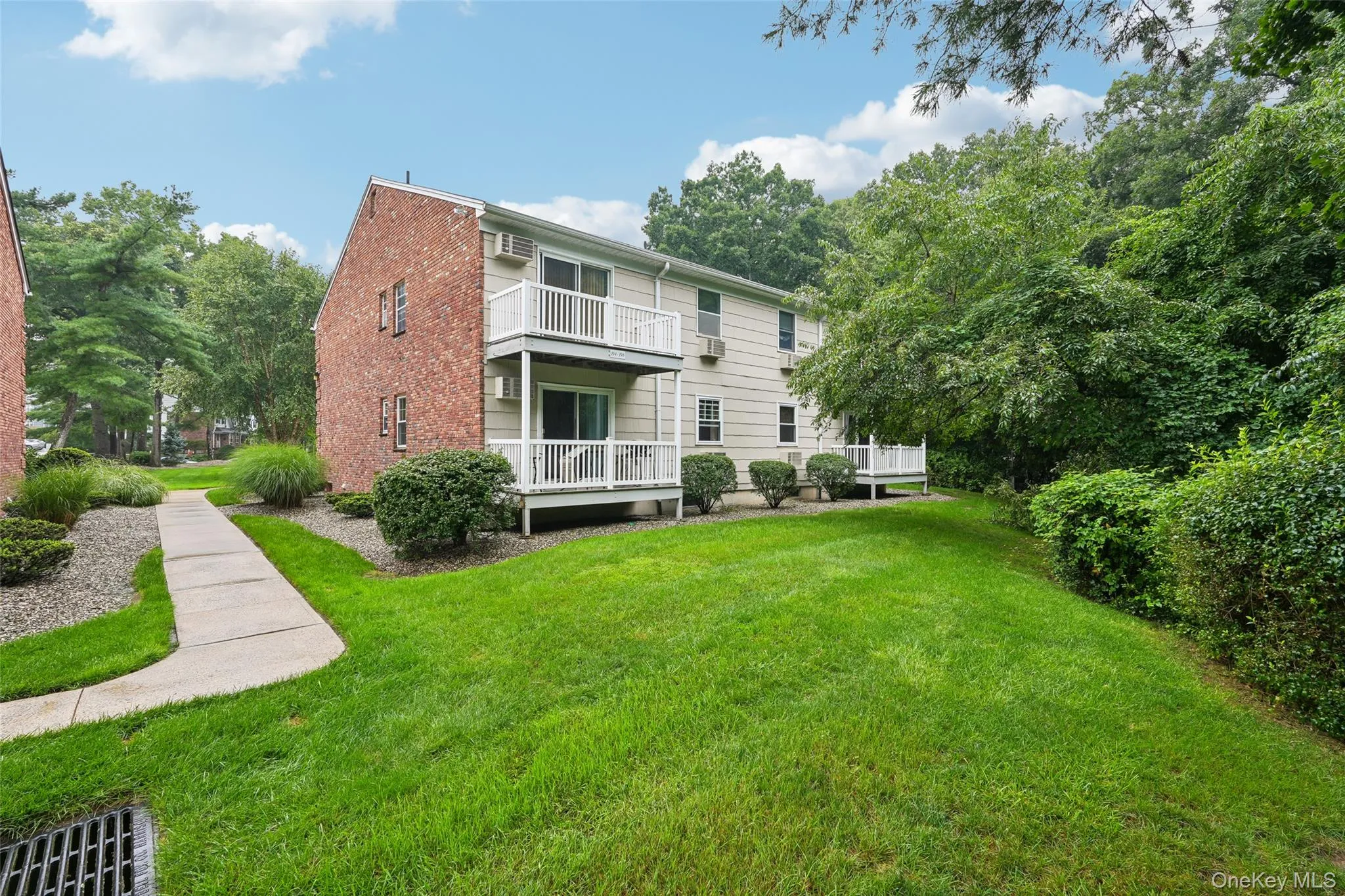 192 Doxbury Lane, Ramapo, NY, 2 Bedrooms Bedrooms, 5 Rooms Rooms,2 BathroomsBathrooms,Residential,For Rent,Doxbury,0,1044261 192 Doxbury Lane, Ramapo, NY, 2 Bedrooms Bedrooms, 5 Rooms Rooms,2 BathroomsBathrooms,Residential,For Rent,Doxbury,0,1044261
