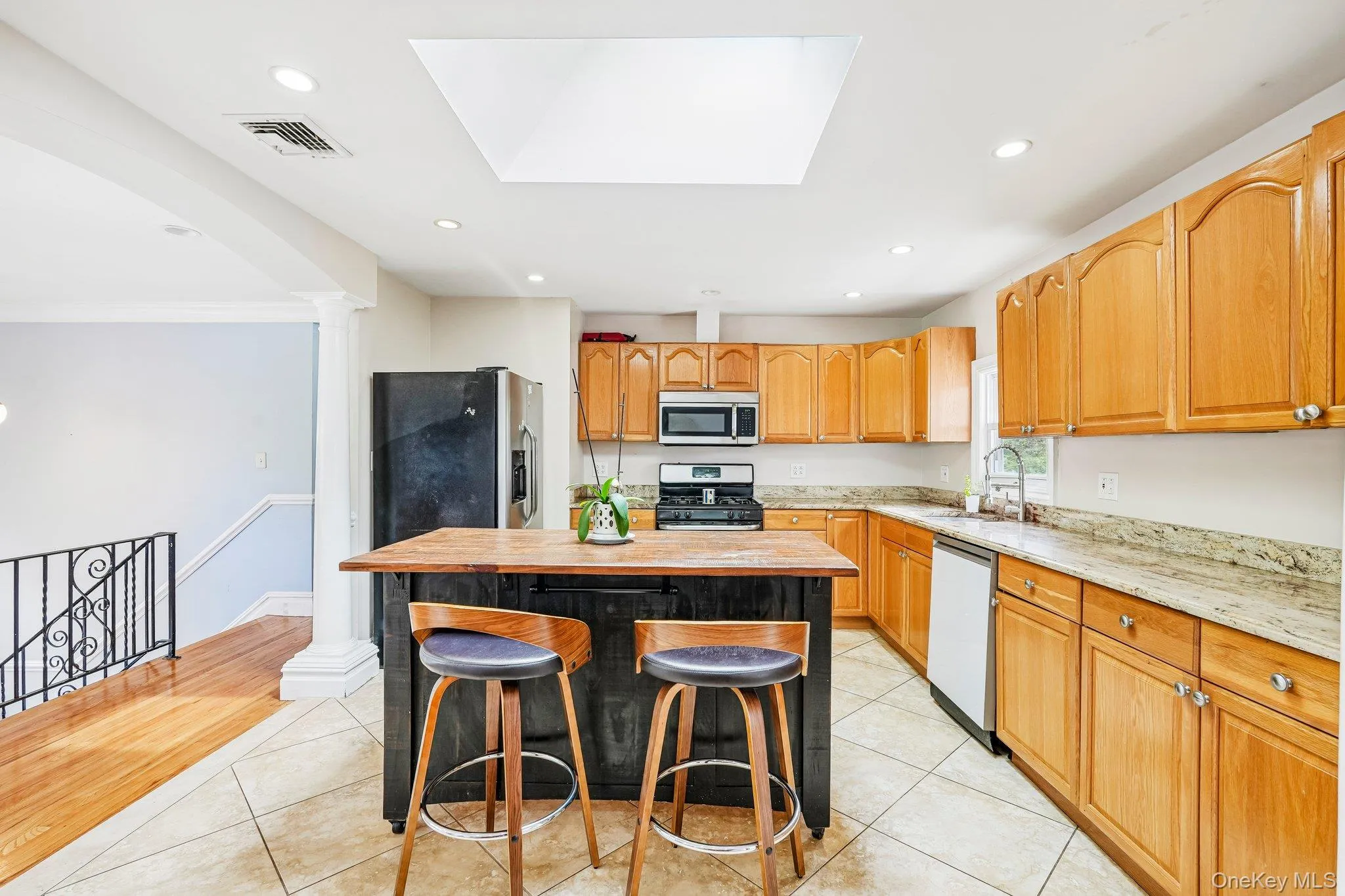136 Orchid Drive, Orangetown, NY, 5 Bedrooms Bedrooms, 10 Rooms Rooms,3 BathroomsBathrooms,Residential,For Rent,Orchid,0,1044266 136 Orchid Drive, Orangetown, NY, 5 Bedrooms Bedrooms, 10 Rooms Rooms,3 BathroomsBathrooms,Residential,For Rent,Orchid,0,1044266