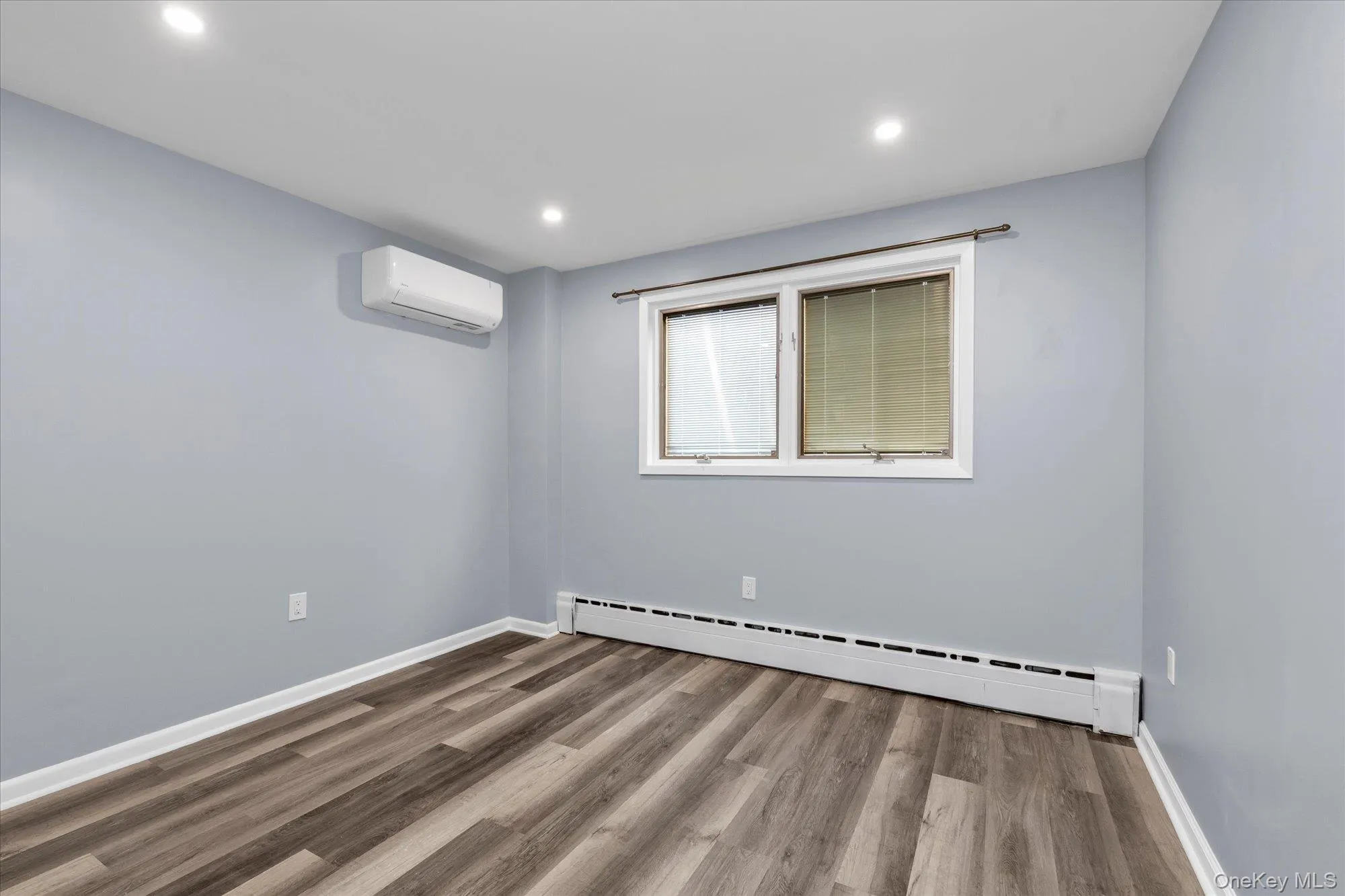 6 Franklin Avenue, North Hempstead, NY, 4 Bedrooms Bedrooms, 6 Rooms Rooms,2 BathroomsBathrooms,Residential Lease,For Rent,Franklin,0,1044268 6 Franklin Avenue, North Hempstead, NY, 4 Bedrooms Bedrooms, 6 Rooms Rooms,2 BathroomsBathrooms,Residential Lease,For Rent,Franklin,0,1044268