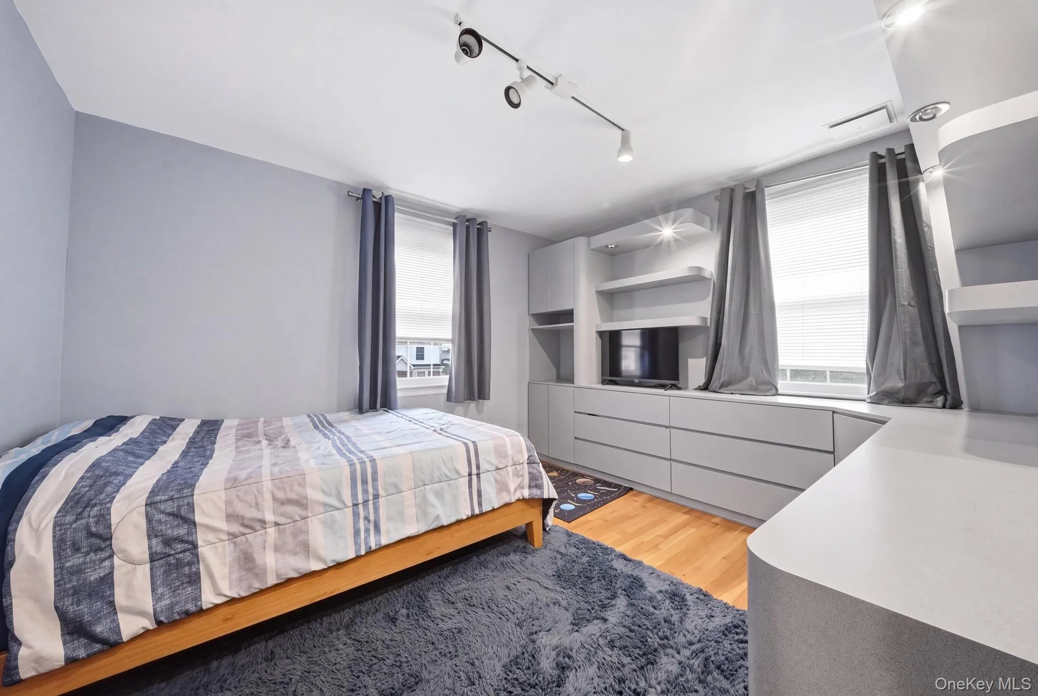 2262 1st Street, Hempstead, NY, 3 Bedrooms Bedrooms, 8 Rooms Rooms,2 BathroomsBathrooms,Residential,For Rent,1st,0,1044272 2262 1st Street, Hempstead, NY, 3 Bedrooms Bedrooms, 8 Rooms Rooms,2 BathroomsBathrooms,Residential,For Rent,1st,0,1044272