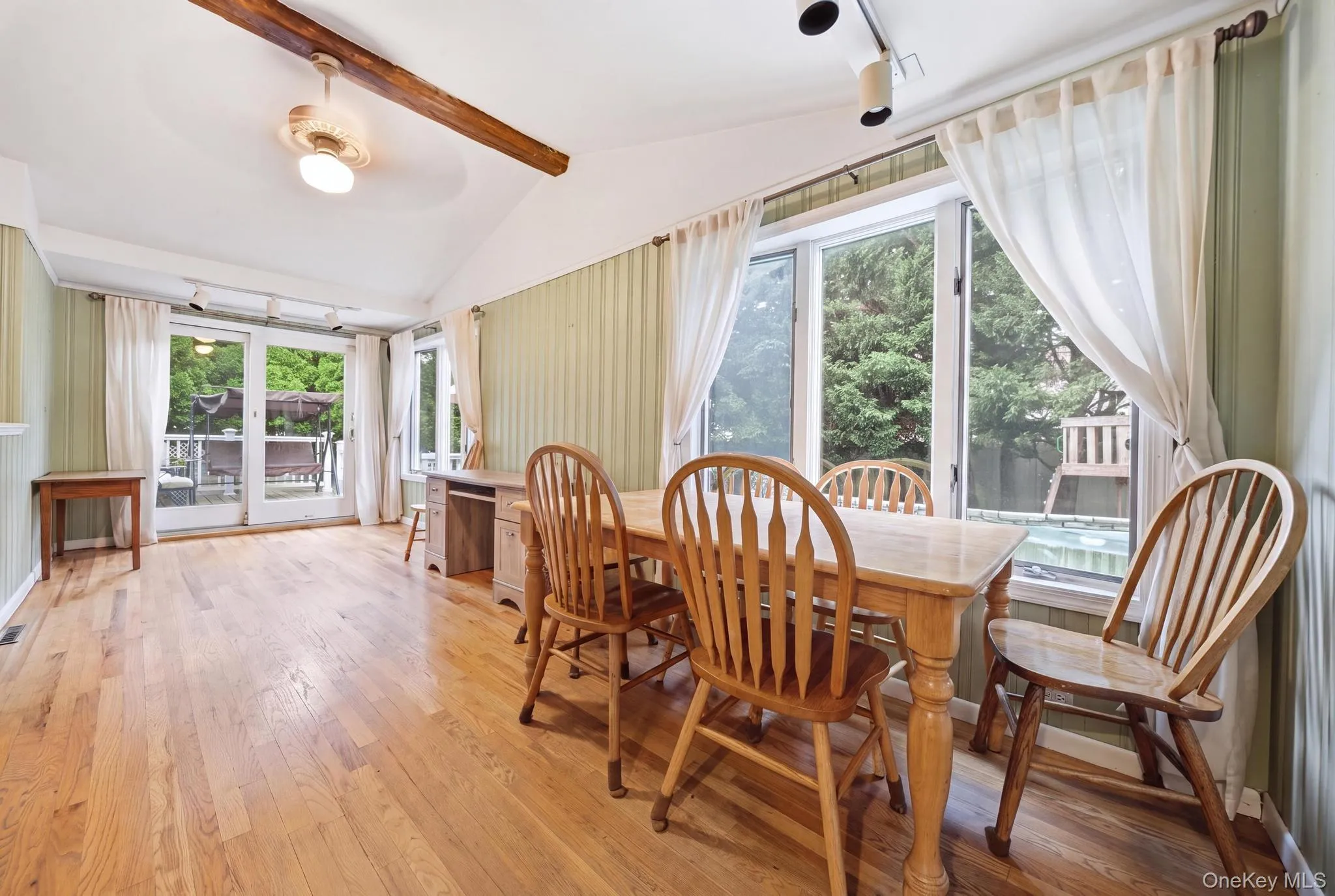 2262 1st Street, Hempstead, NY, 3 Bedrooms Bedrooms, 8 Rooms Rooms,2 BathroomsBathrooms,Residential,For Rent,1st,0,1044272 2262 1st Street, Hempstead, NY, 3 Bedrooms Bedrooms, 8 Rooms Rooms,2 BathroomsBathrooms,Residential,For Rent,1st,0,1044272