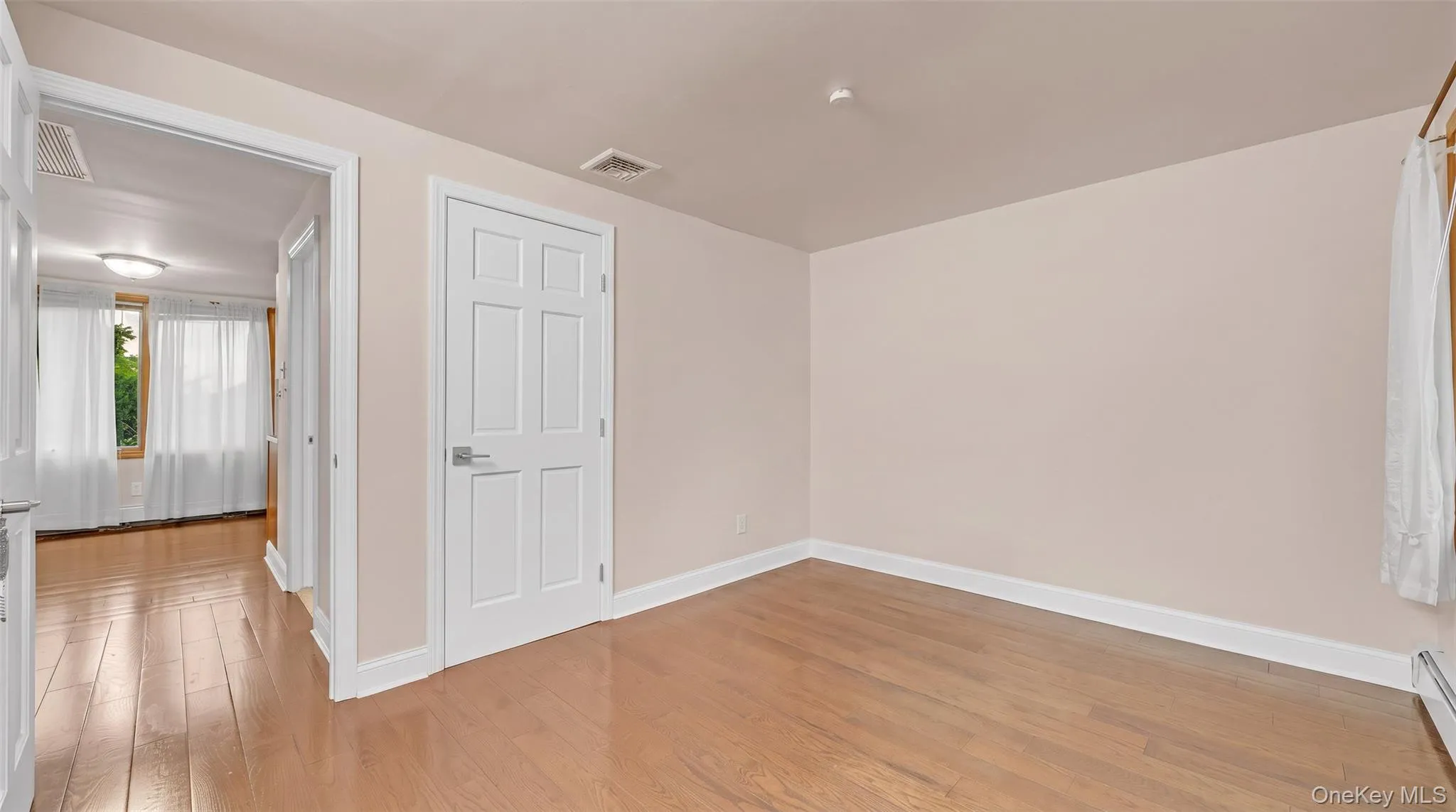30 Andover Lane, Oyster Bay, NY, 4 Bedrooms Bedrooms, 7 Rooms Rooms,3 BathroomsBathrooms,Residential,For Rent,Andover,0,1044275 30 Andover Lane, Oyster Bay, NY, 4 Bedrooms Bedrooms, 7 Rooms Rooms,3 BathroomsBathrooms,Residential,For Rent,Andover,0,1044275
