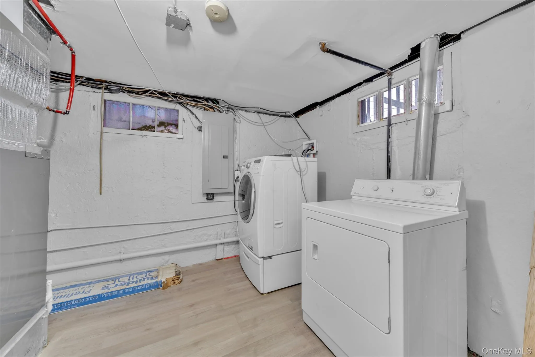 30 Andover Lane, Oyster Bay, NY, 4 Bedrooms Bedrooms, 7 Rooms Rooms,3 BathroomsBathrooms,Residential,For Rent,Andover,0,1044275 30 Andover Lane, Oyster Bay, NY, 4 Bedrooms Bedrooms, 7 Rooms Rooms,3 BathroomsBathrooms,Residential,For Rent,Andover,0,1044275