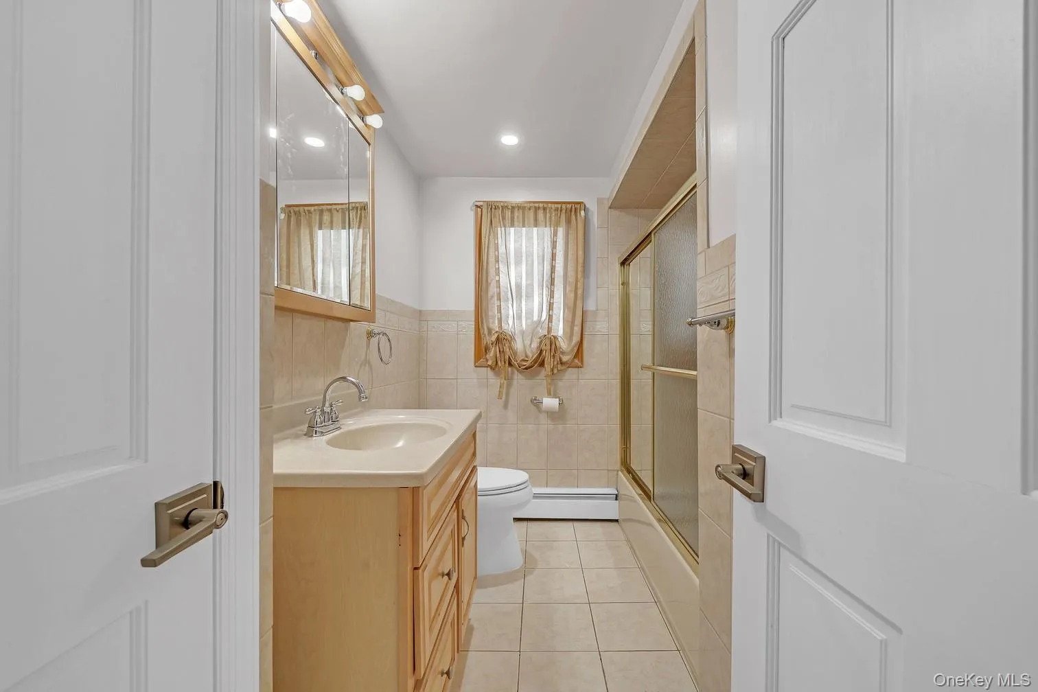 30 Andover Lane, Oyster Bay, NY, 4 Bedrooms Bedrooms, 7 Rooms Rooms,3 BathroomsBathrooms,Residential,For Rent,Andover,0,1044275 30 Andover Lane, Oyster Bay, NY, 4 Bedrooms Bedrooms, 7 Rooms Rooms,3 BathroomsBathrooms,Residential,For Rent,Andover,0,1044275