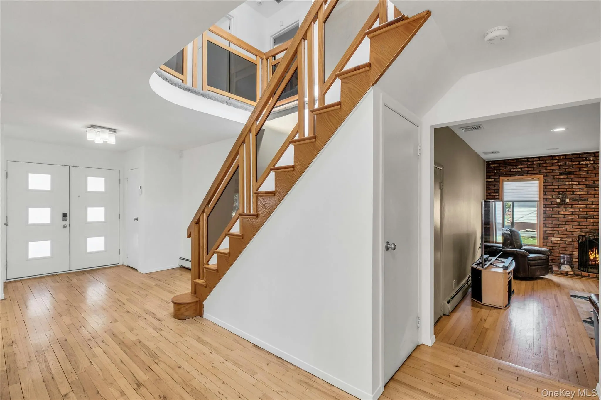 132 Washington Avenue, Oyster Bay, NY, 5 Bedrooms Bedrooms, 10 Rooms Rooms,3 BathroomsBathrooms,Residential,For Rent,Washington,0,1044279 132 Washington Avenue, Oyster Bay, NY, 5 Bedrooms Bedrooms, 10 Rooms Rooms,3 BathroomsBathrooms,Residential,For Rent,Washington,0,1044279
