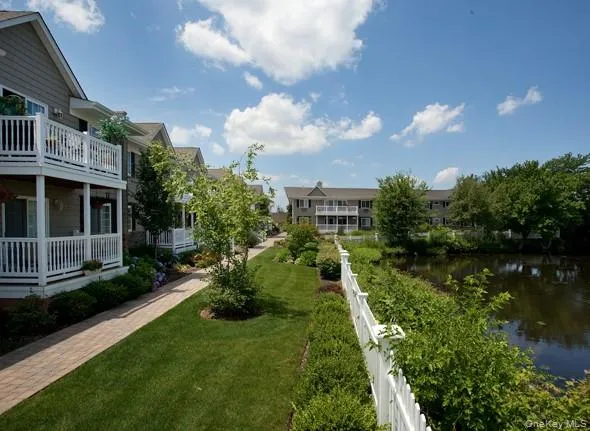 9 Willowbrook Road, Islip, NY, 1 Bedroom Bedrooms, 4 Rooms Rooms,1 BathroomBathrooms,Residential Lease,For Rent,Willowbrook,0,1044280 9 Willowbrook Road, Islip, NY, 1 Bedroom Bedrooms, 4 Rooms Rooms,1 BathroomBathrooms,Residential Lease,For Rent,Willowbrook,0,1044280