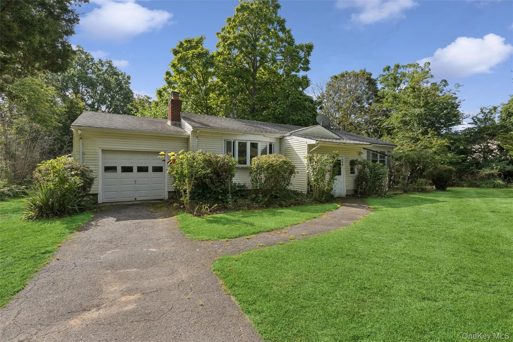 650 Greenfields Lane, Southold, NY, 3 Bedrooms Bedrooms, 6 Rooms Rooms,2 BathroomsBathrooms,Residential,For Rent,Greenfields,0,1044282 650 Greenfields Lane, Southold, NY, 3 Bedrooms Bedrooms, 6 Rooms Rooms,2 BathroomsBathrooms,Residential,For Rent,Greenfields,0,1044282