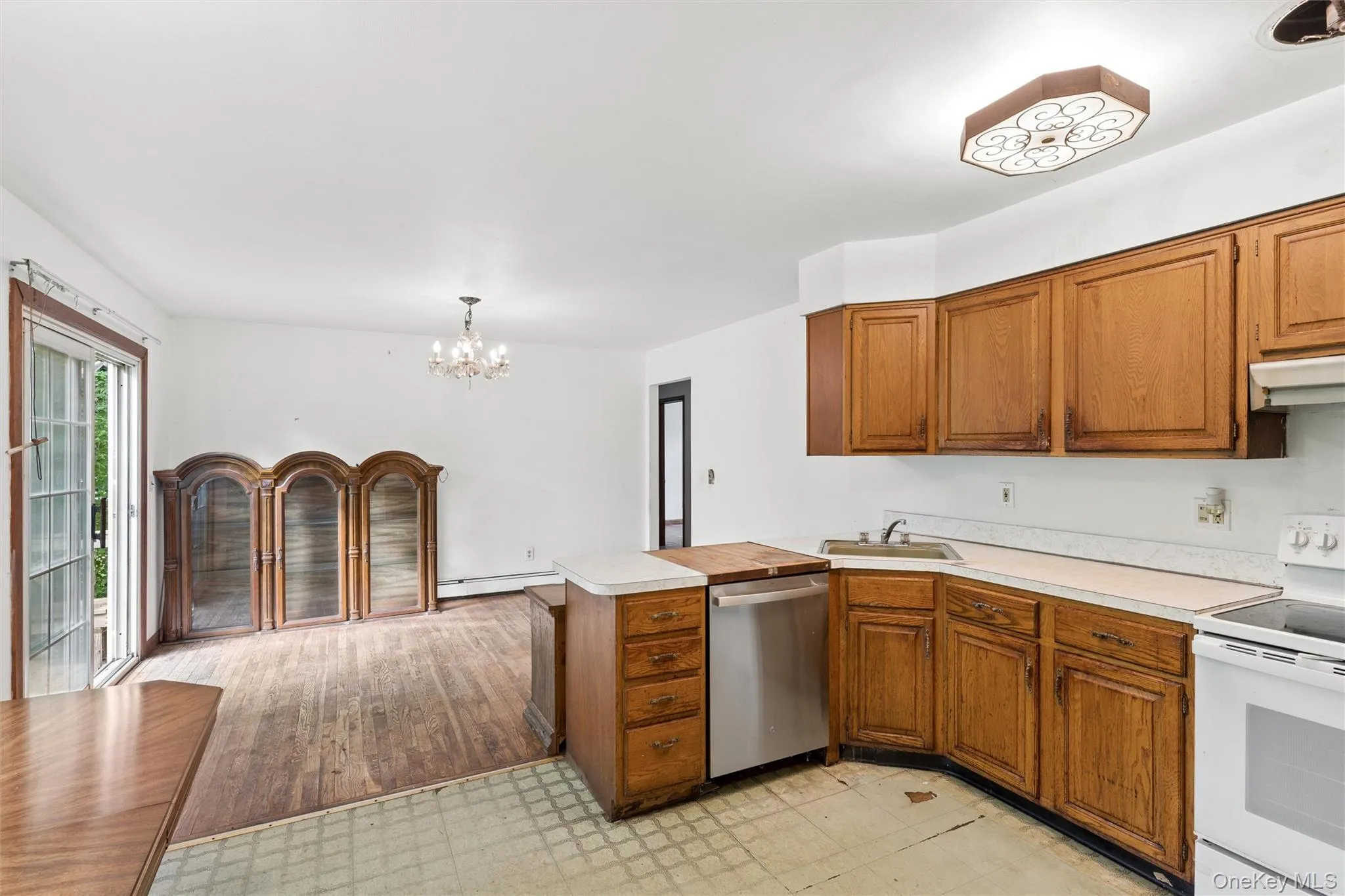 650 Greenfields Lane, Southold, NY, 3 Bedrooms Bedrooms, 6 Rooms Rooms,2 BathroomsBathrooms,Residential,For Rent,Greenfields,0,1044282 650 Greenfields Lane, Southold, NY, 3 Bedrooms Bedrooms, 6 Rooms Rooms,2 BathroomsBathrooms,Residential,For Rent,Greenfields,0,1044282